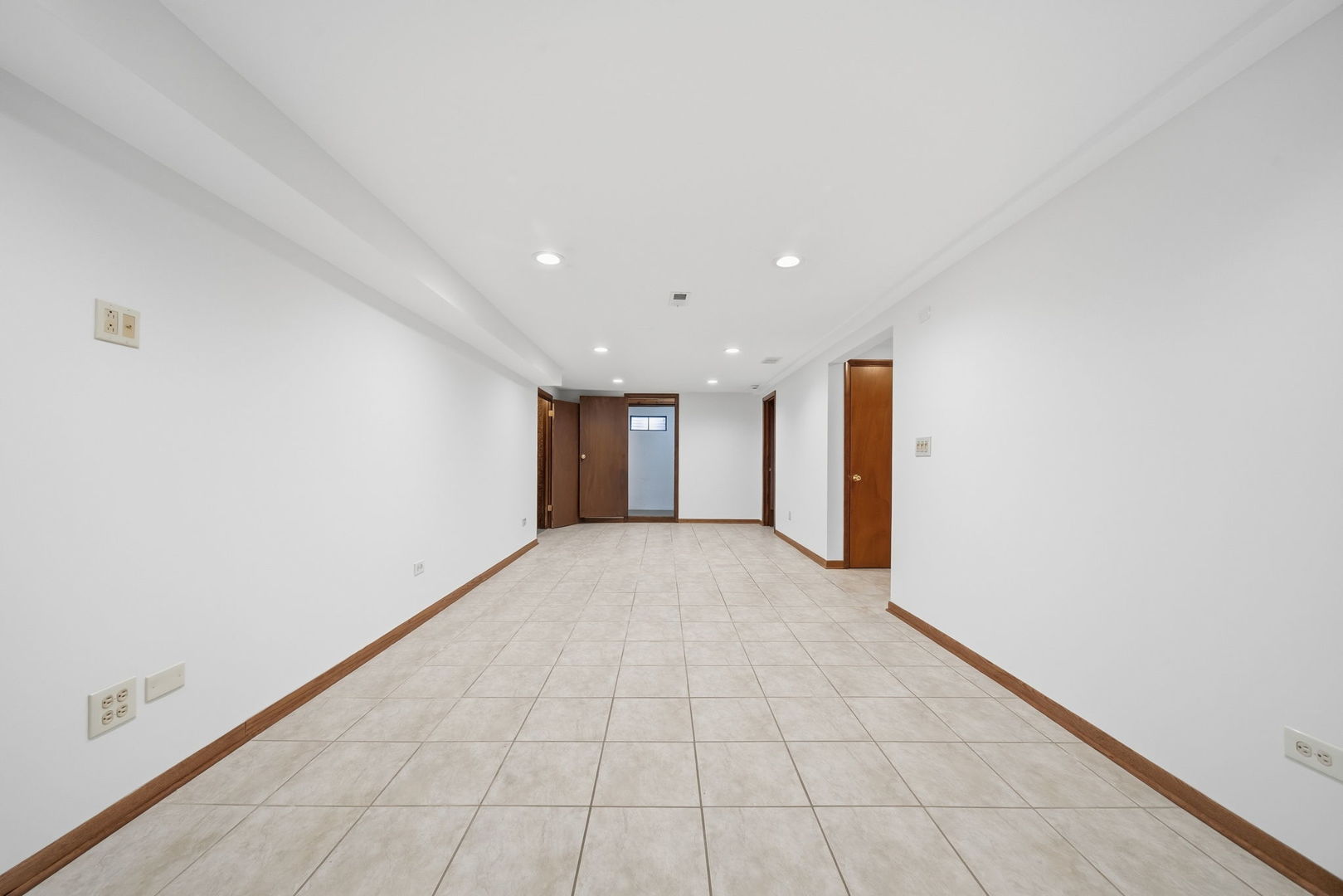 909 Knollside Road Property Photo 30