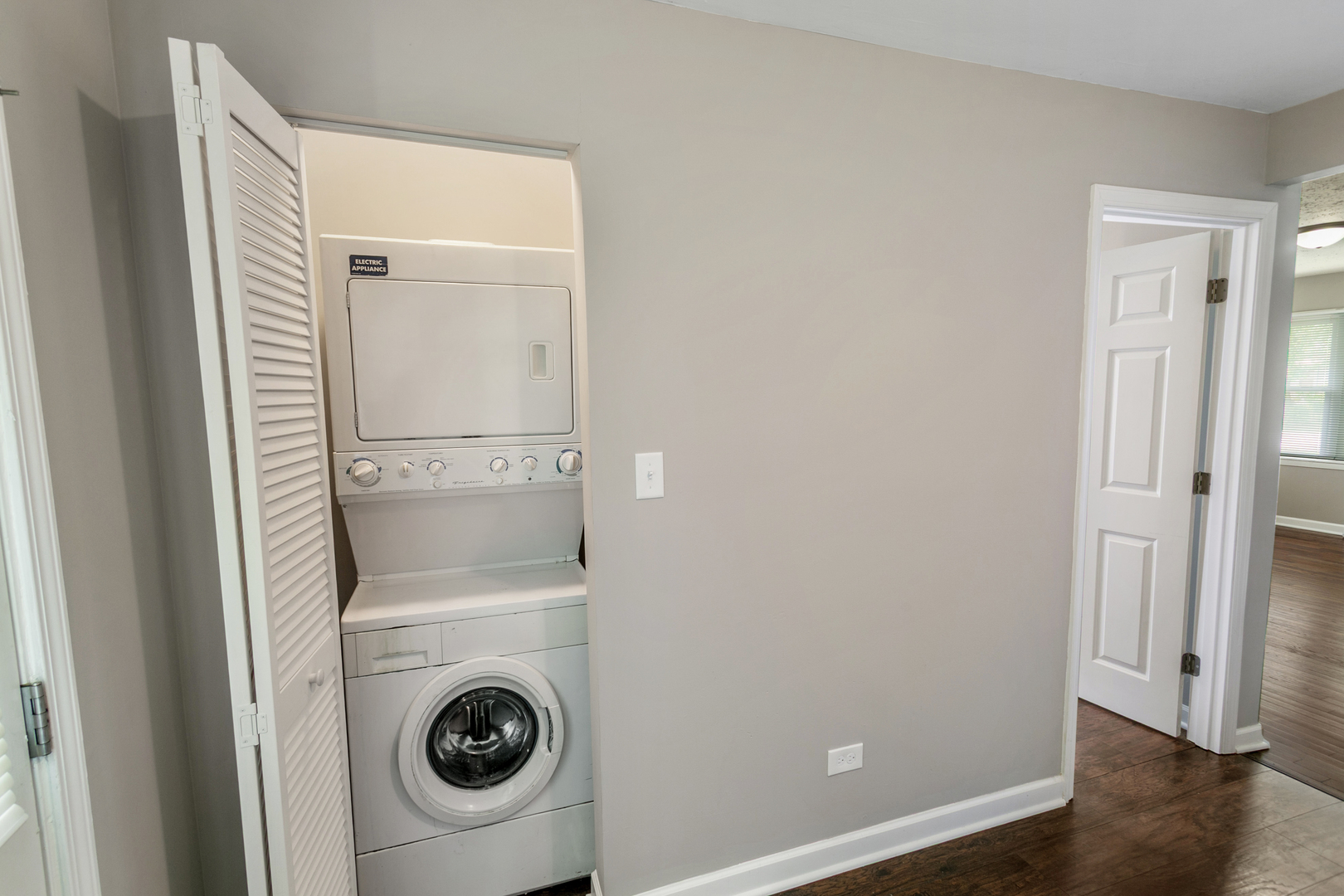 15403 Cherry Lane Property Photo 10