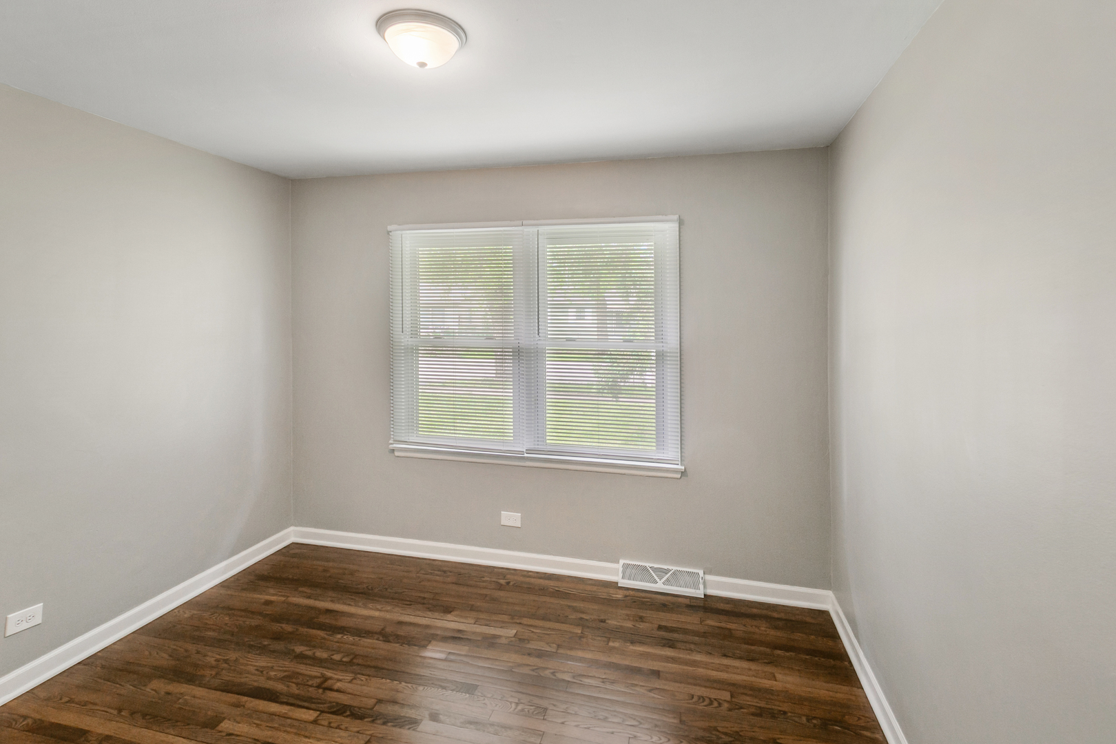 15403 Cherry Lane Property Photo 17