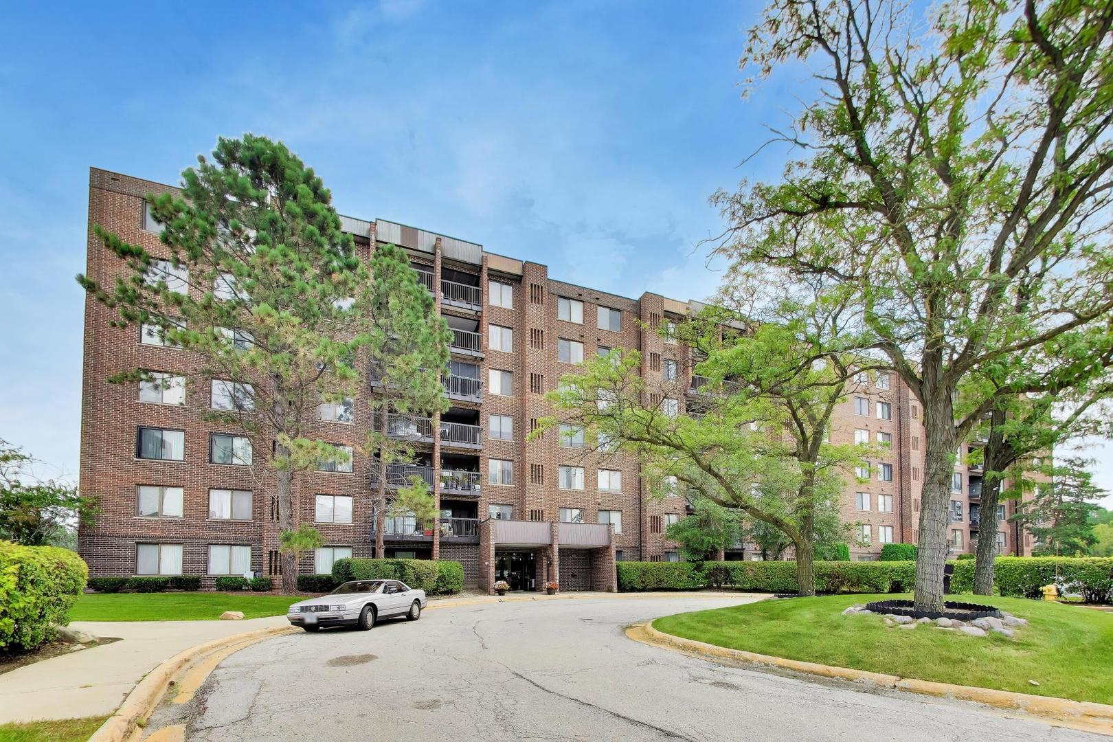 500 Park Avenue 606 Property Photo 1