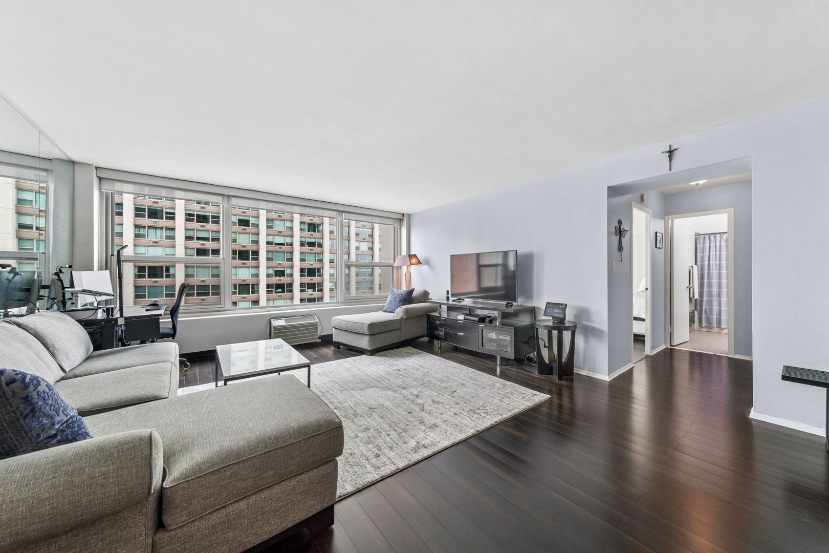 3600 N Lake Shore Drive 1308 Property Photo 2