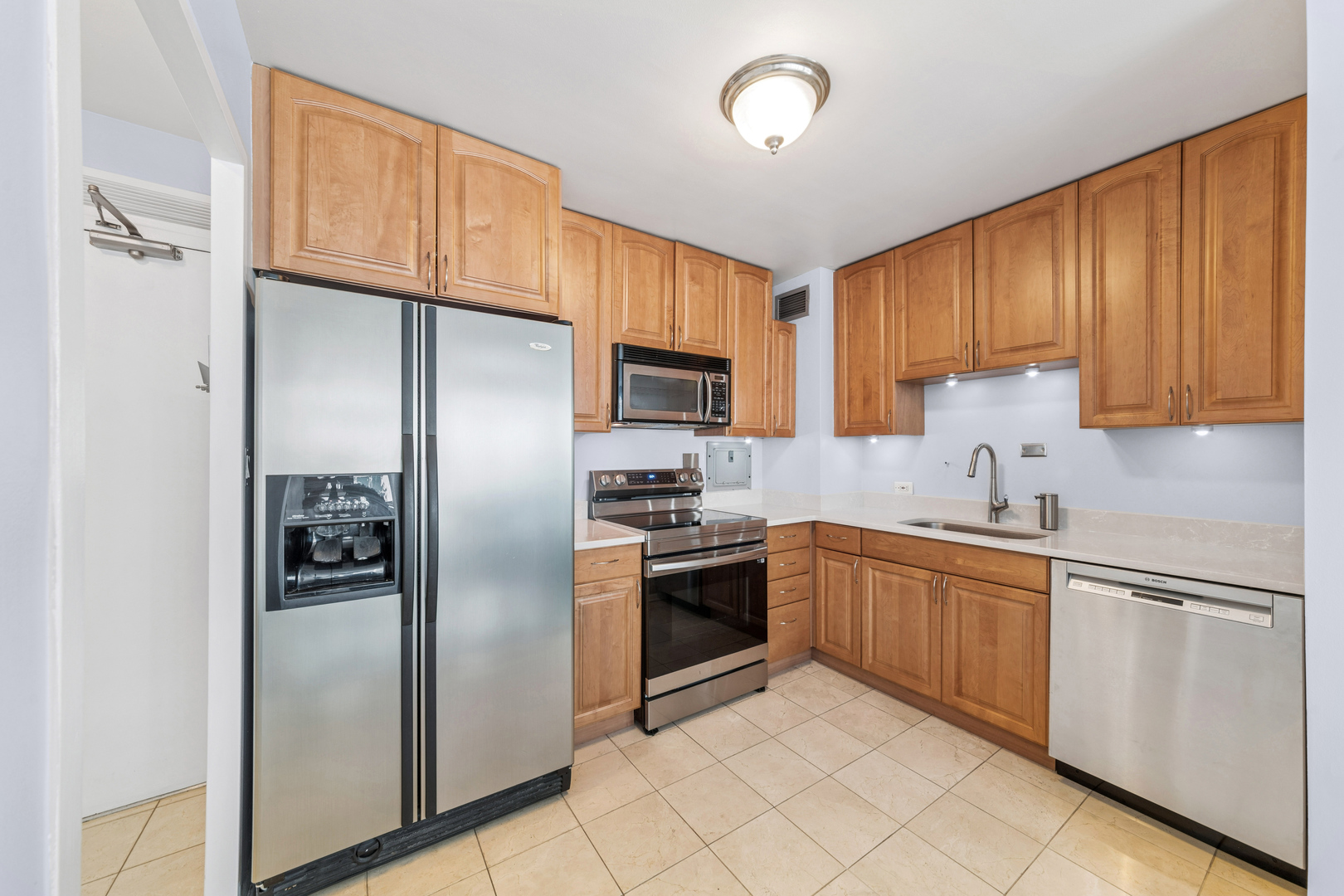 3600 N Lake Shore Drive 1308 Property Photo 7