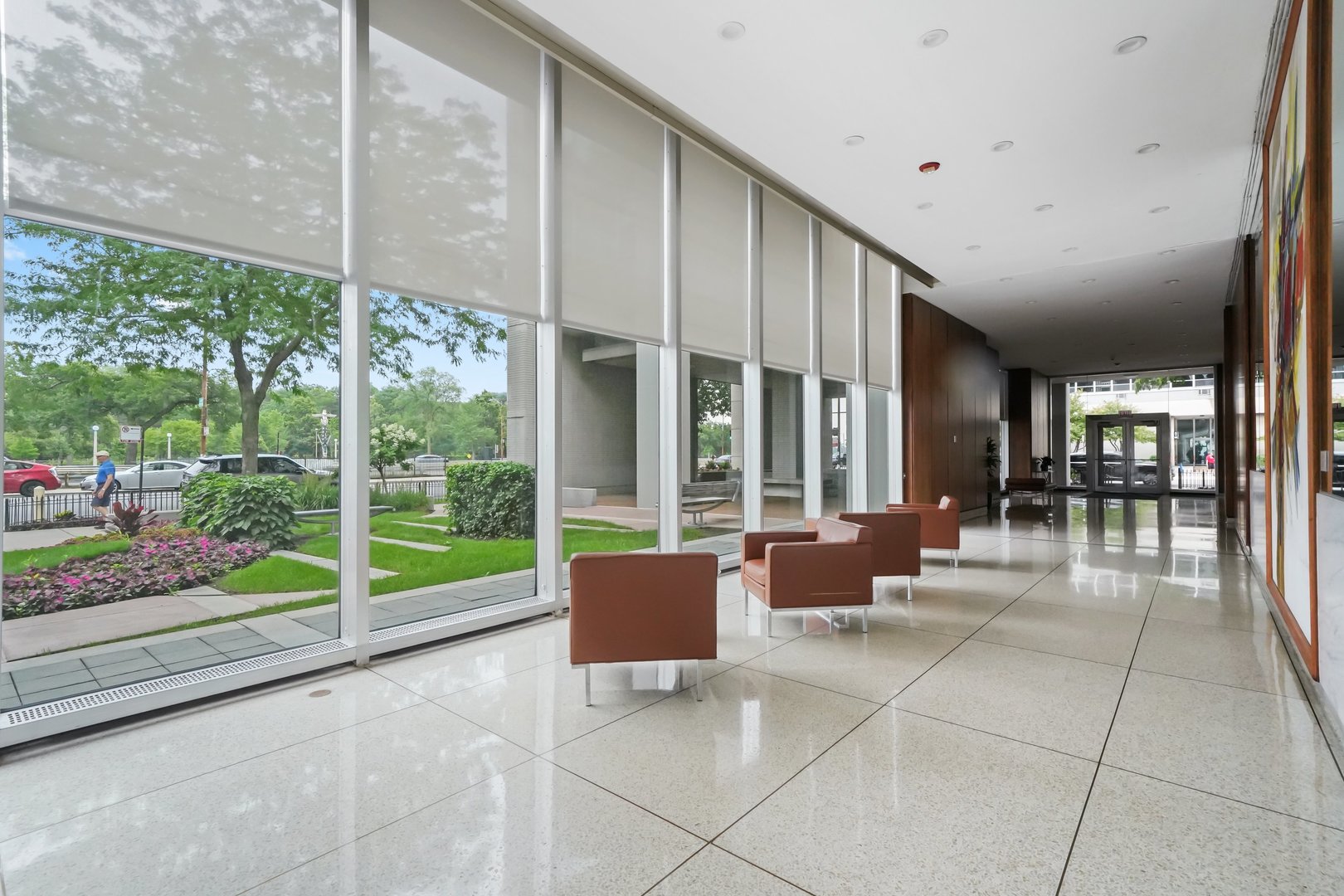 3600 N Lake Shore Drive 2807 Property Photo 4