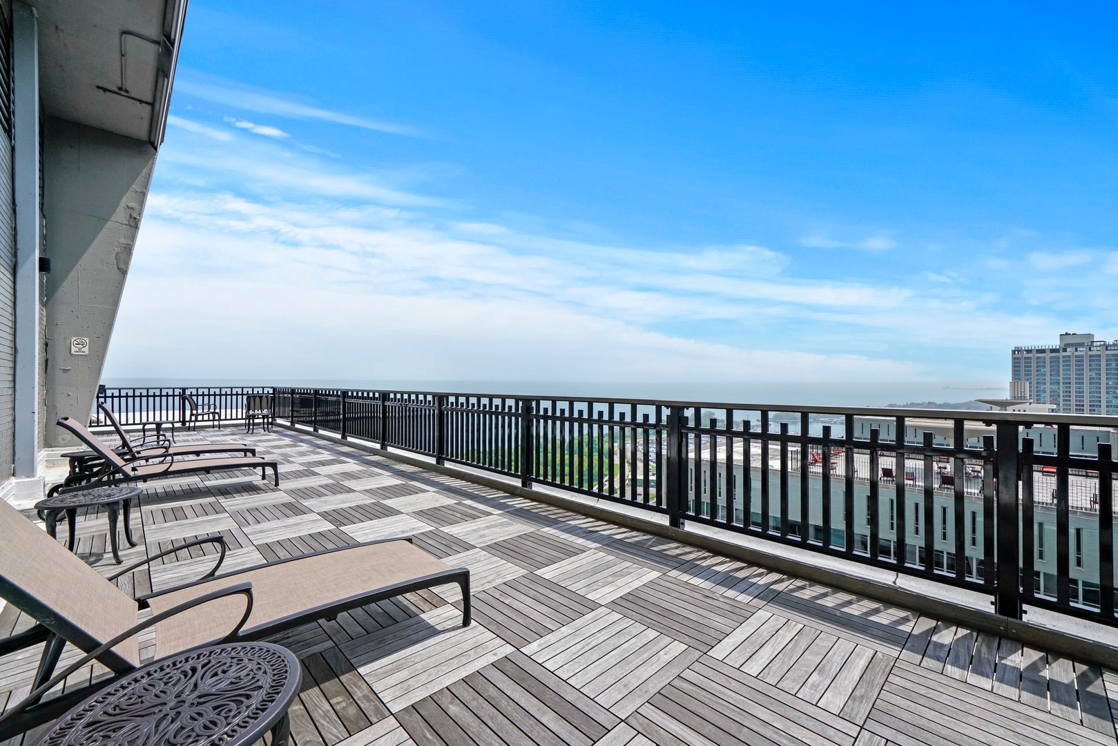 3600 N Lake Shore Drive 2807 Property Photo 18
