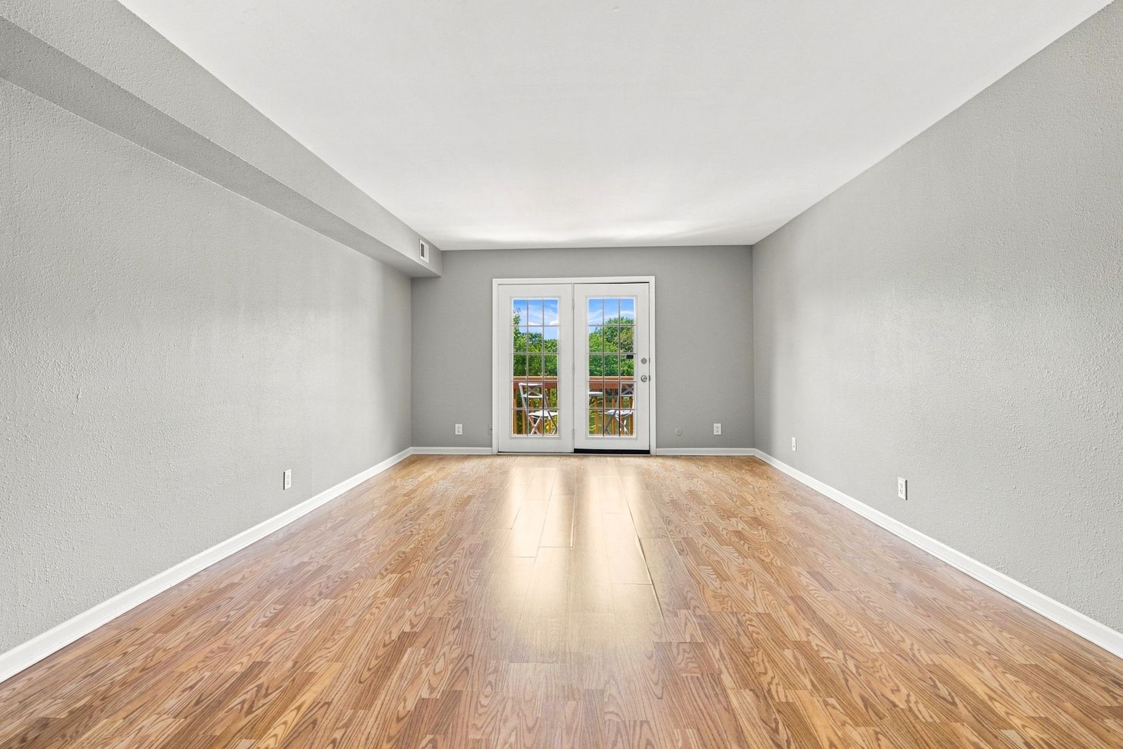 1895 Tall Oaks Drive 3508 Property Photo 4