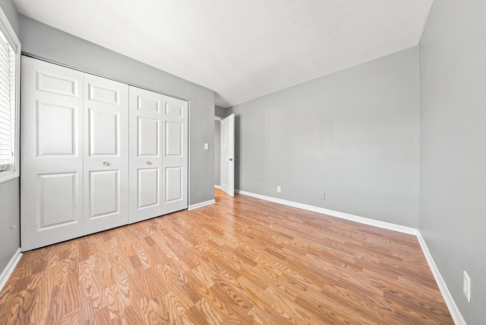 1895 Tall Oaks Drive 3508 Property Photo 10