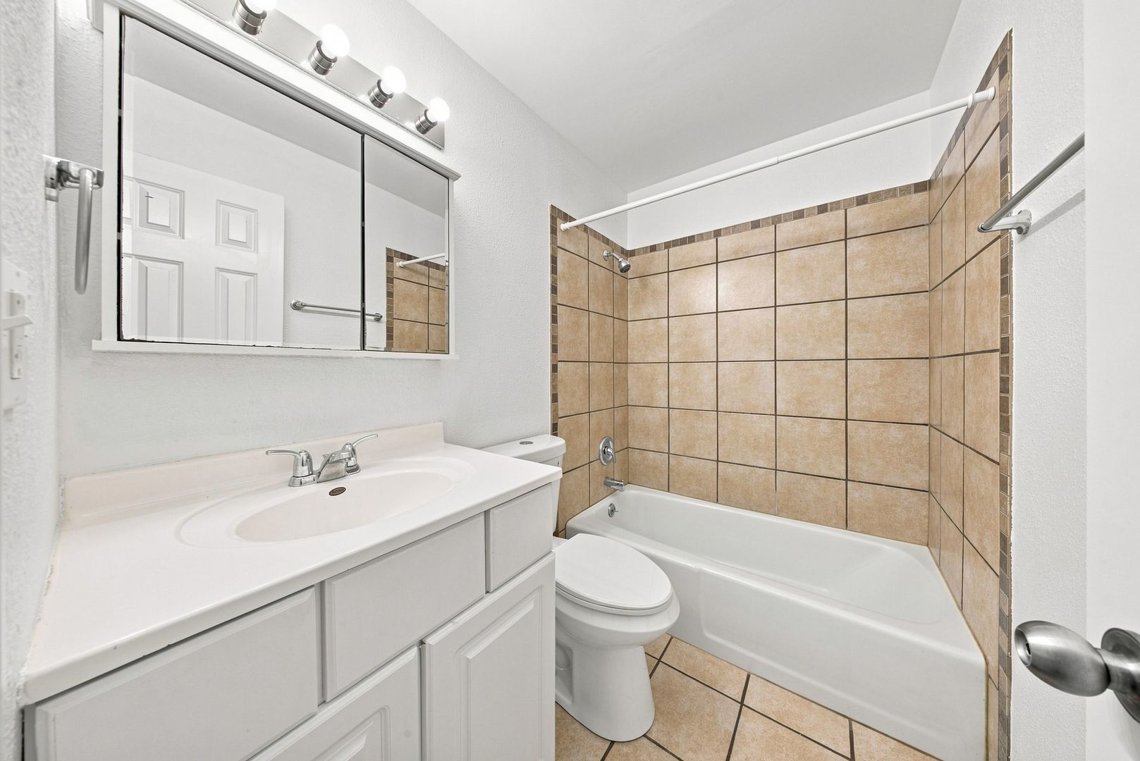 1895 Tall Oaks Drive 3508 Property Photo 14