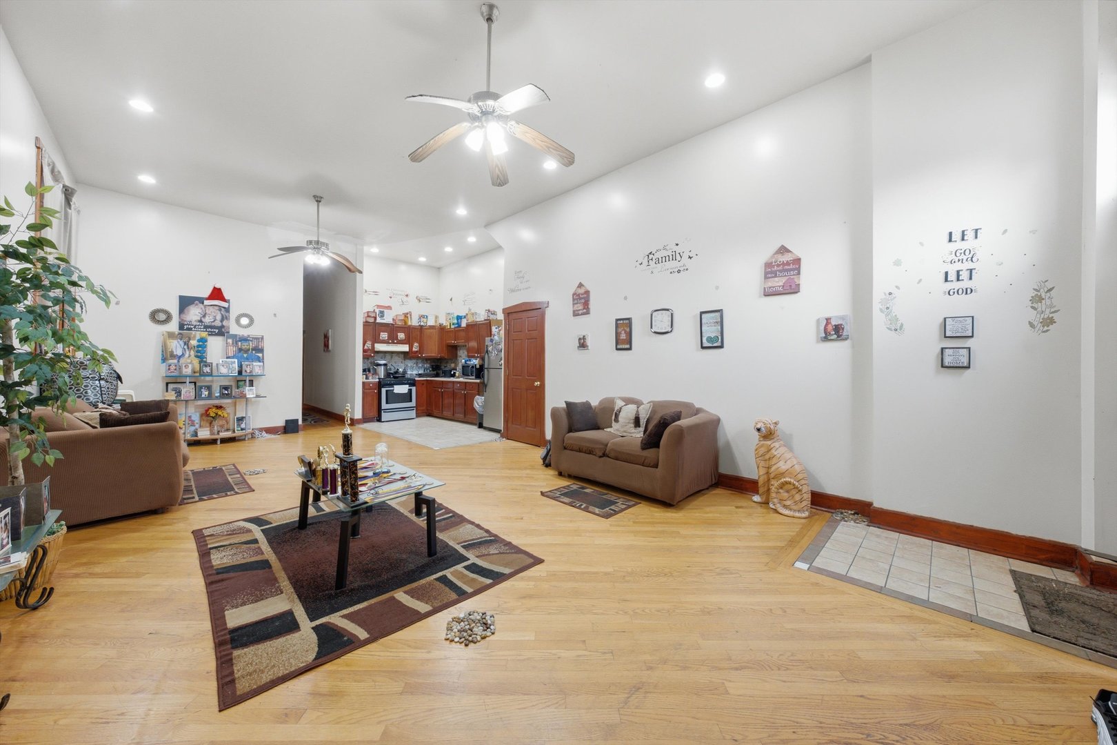 1215 S Spaulding Avenue Property Photo 5