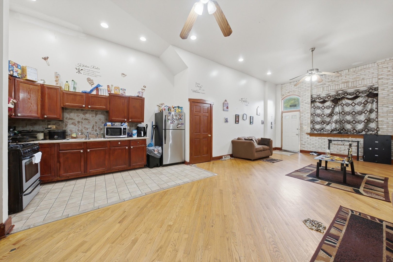 1215 S Spaulding Avenue Property Photo 8