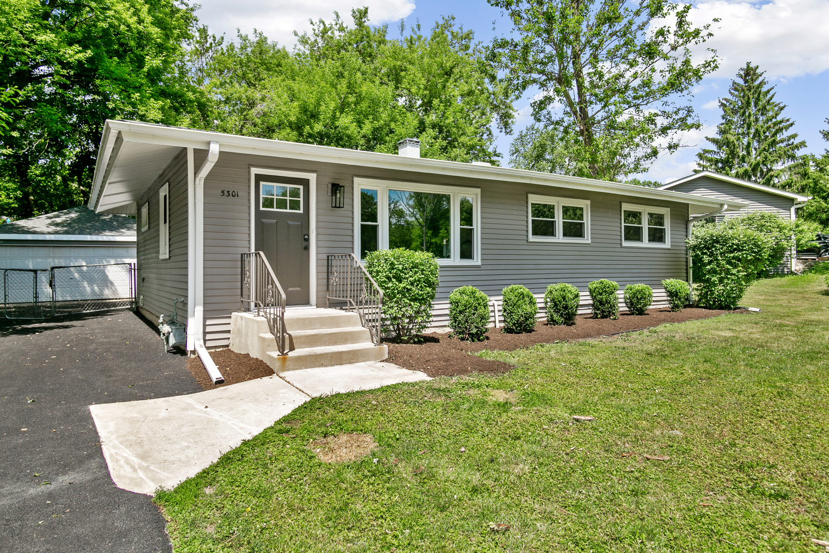 5301 Pistakee Drive Property Photo 1