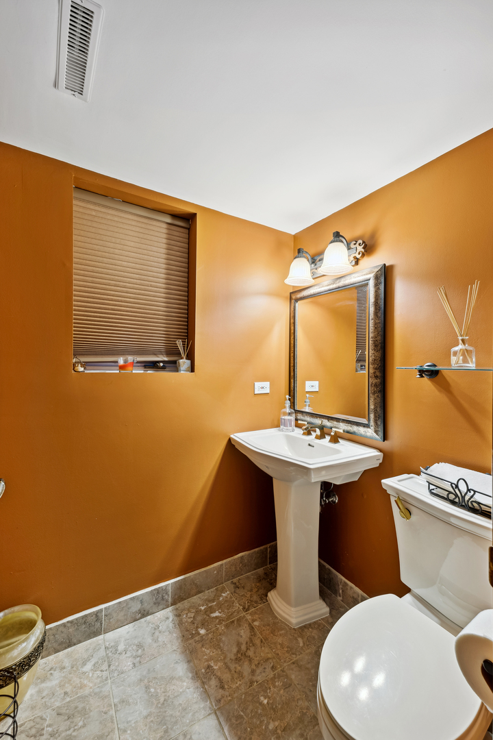 2210 207th Place Property Photo 17
