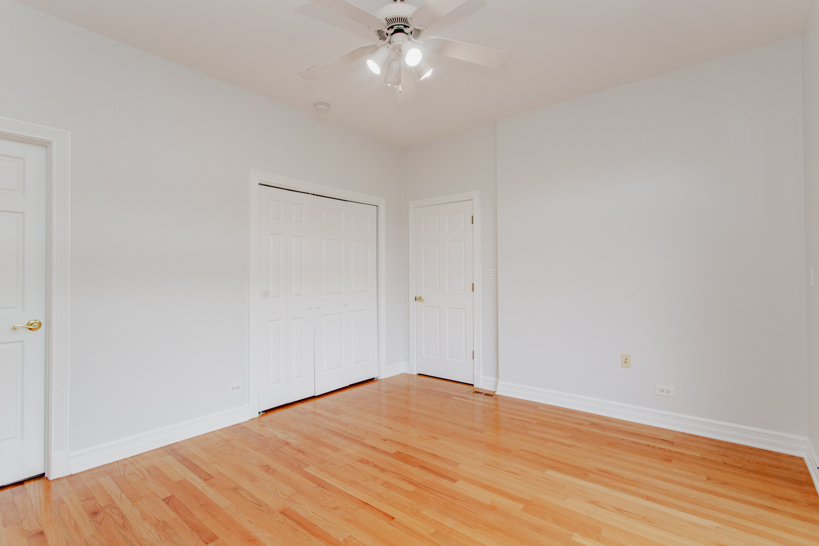 2645 W Haddon Avenue 2 Property Photo 10