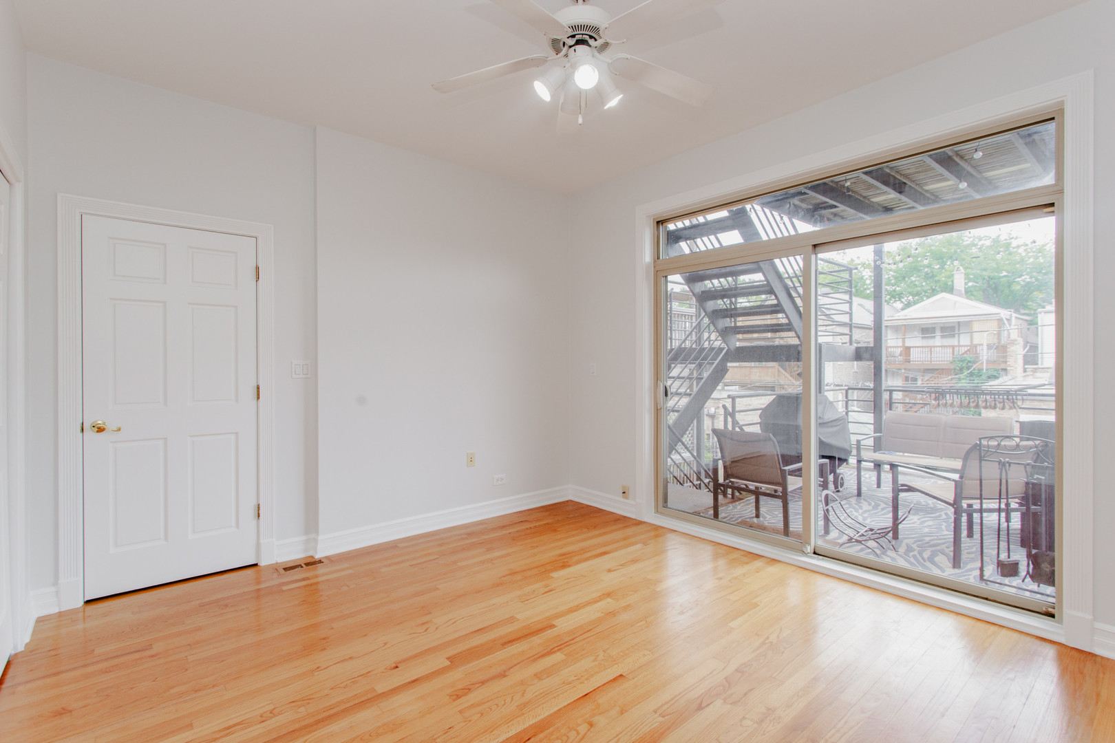 2645 W Haddon Avenue 2 Property Photo 11
