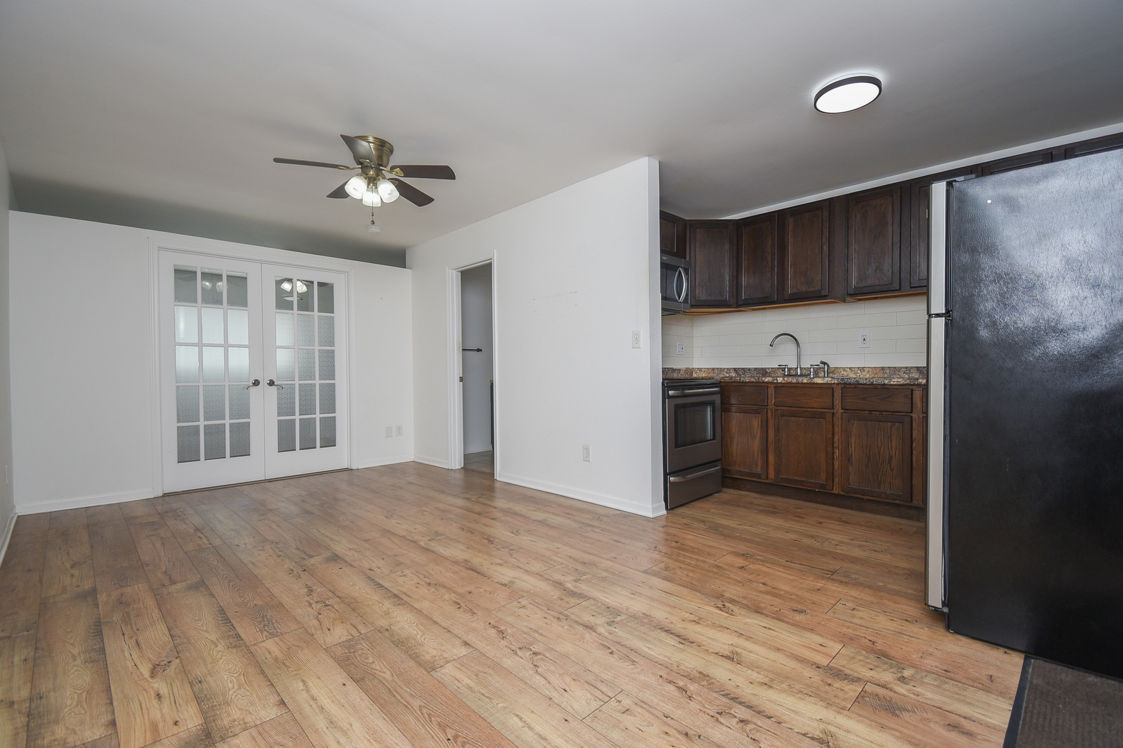 3170 W Monroe Street 112 Property Photo 5