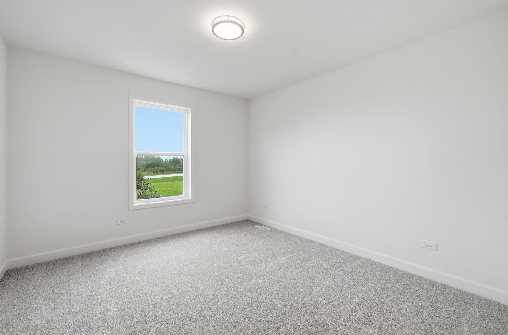 16561 Kayla Drive Property Photo 28