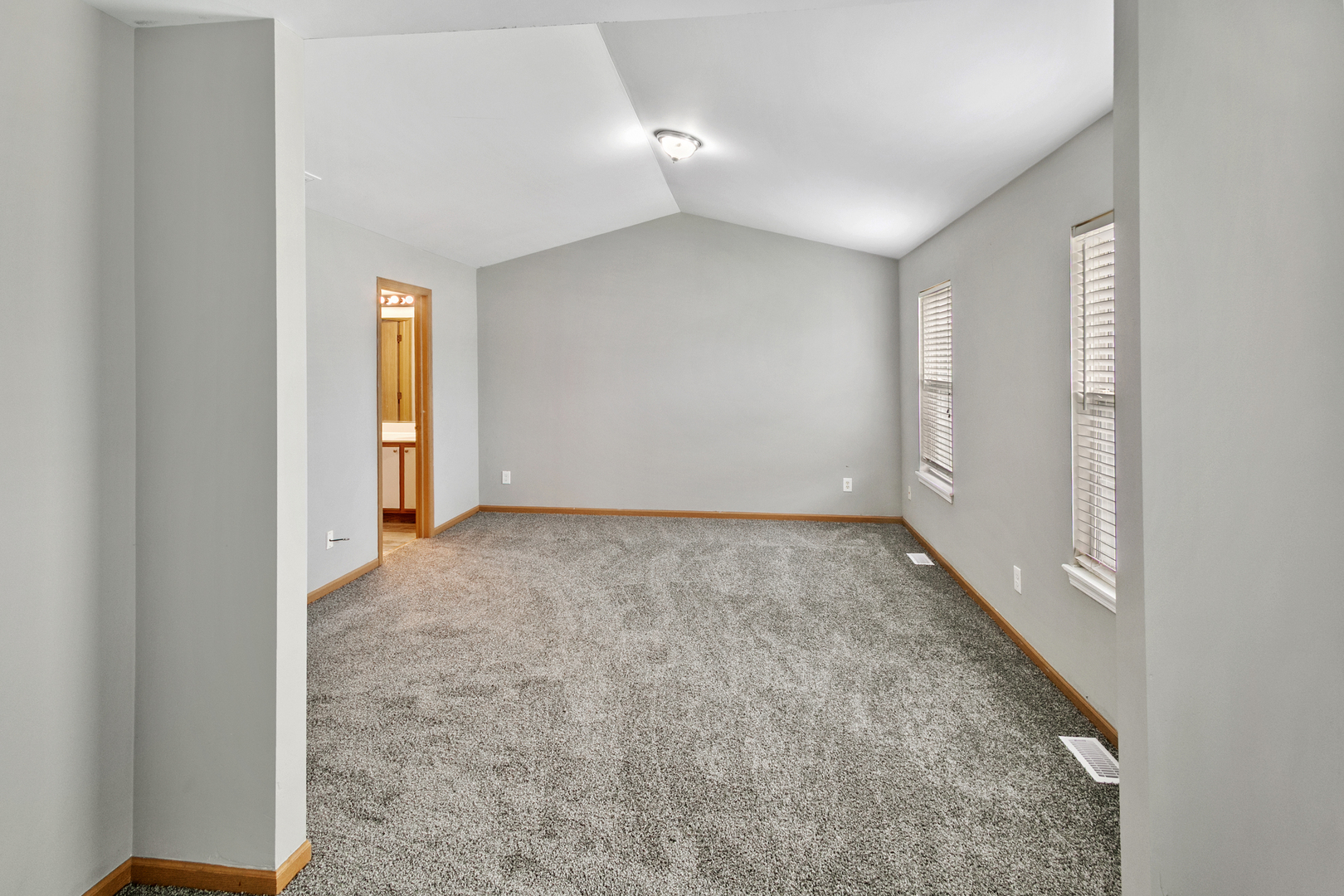678 Zachary Drive Property Photo 7