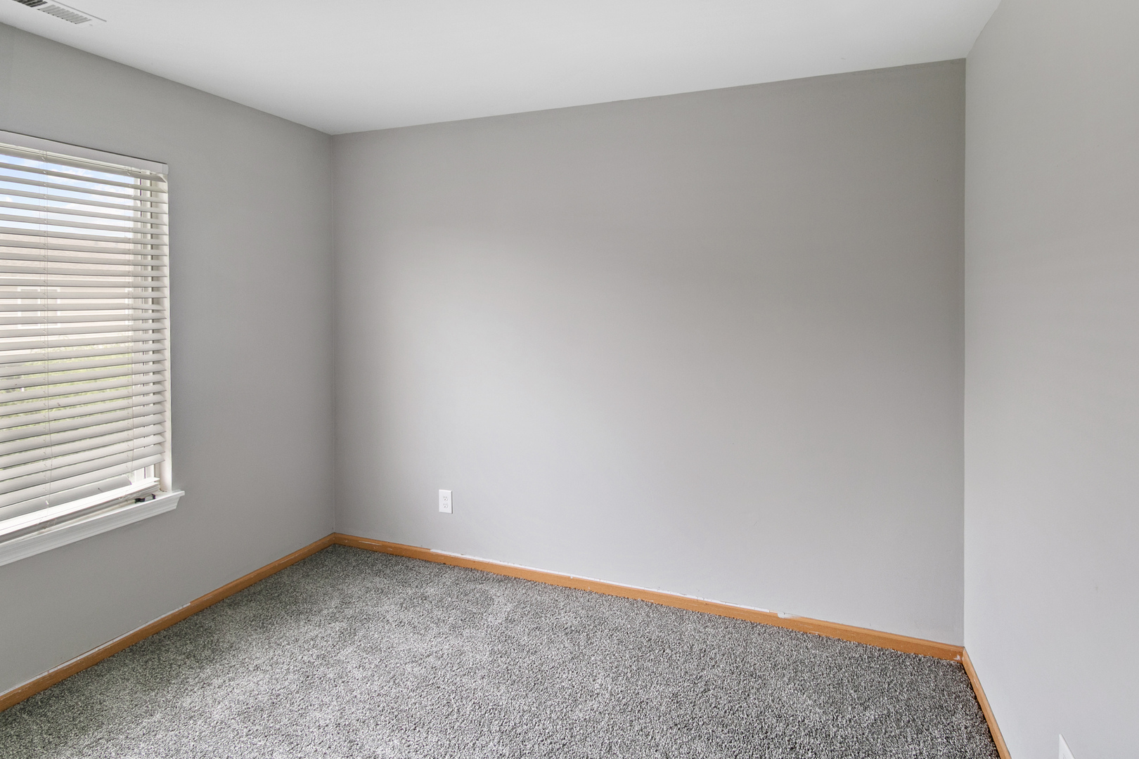678 Zachary Drive Property Photo 9