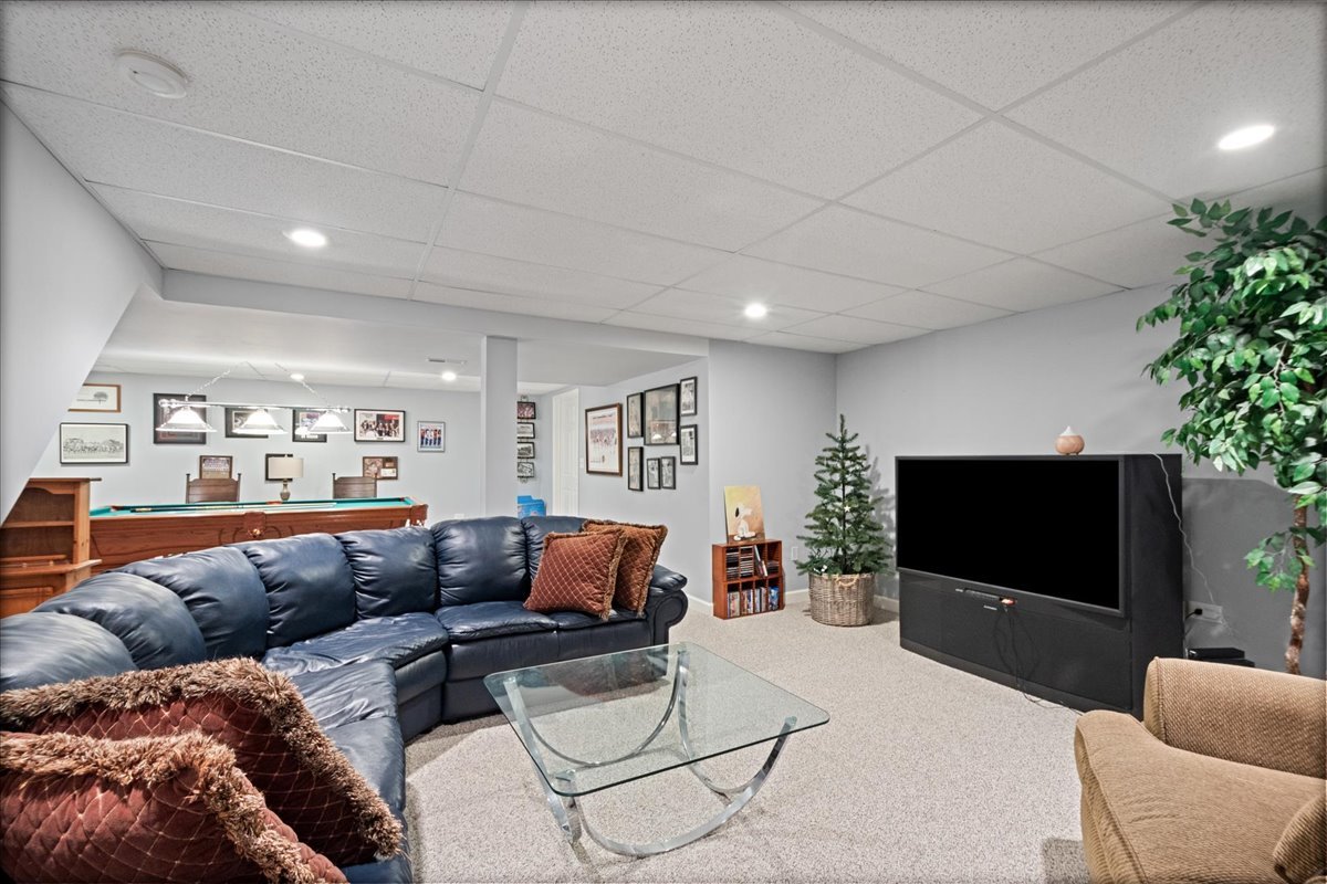 2412 Shaker Court Property Photo 33