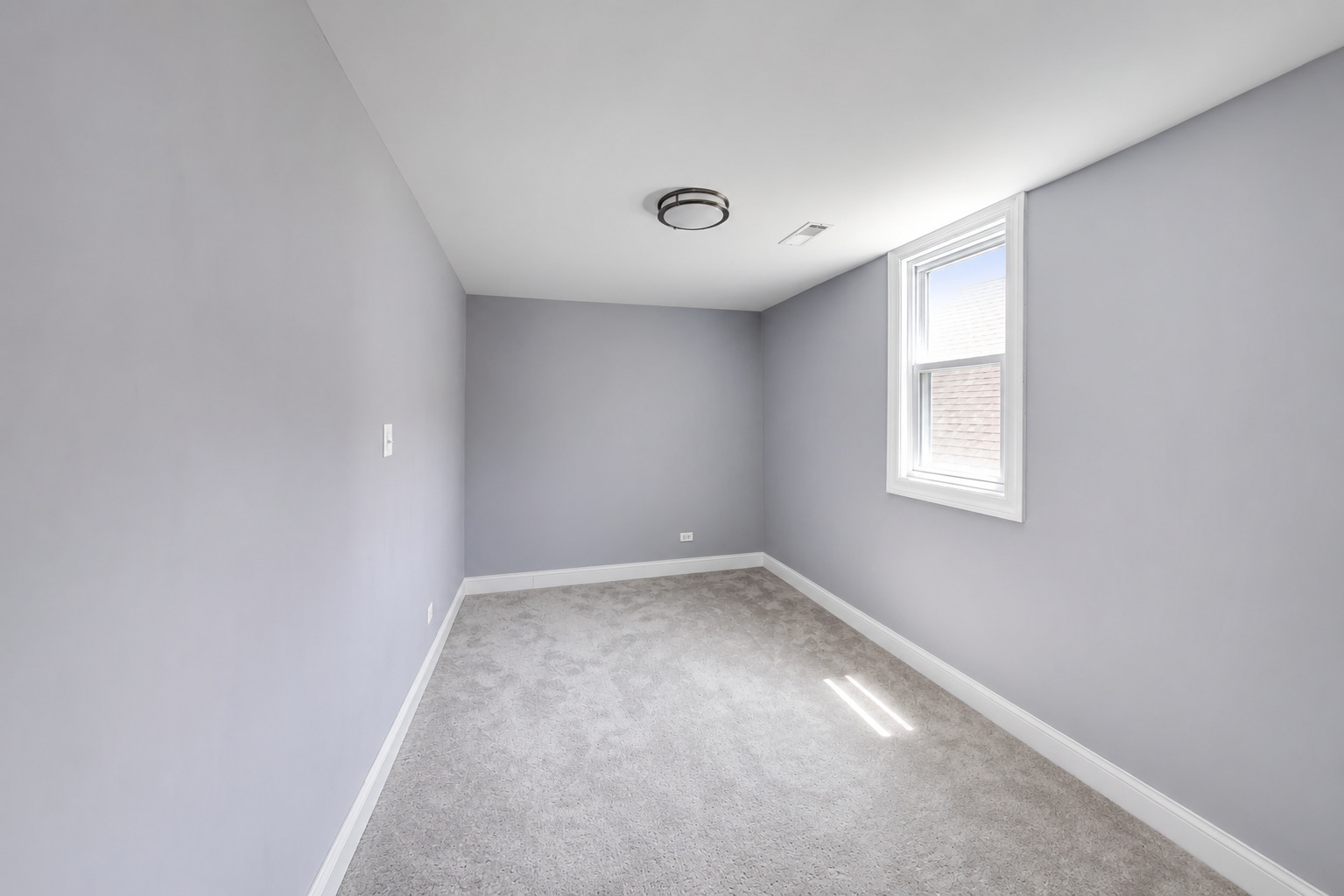 7643 S Eberhart Avenue Property Photo 23