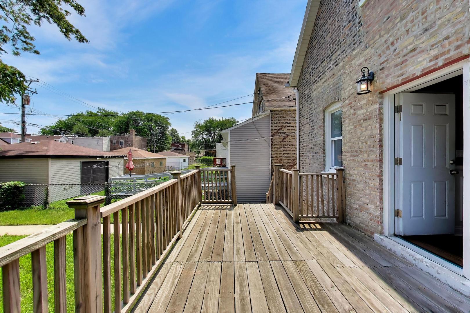7643 S Eberhart Avenue Property Photo 39