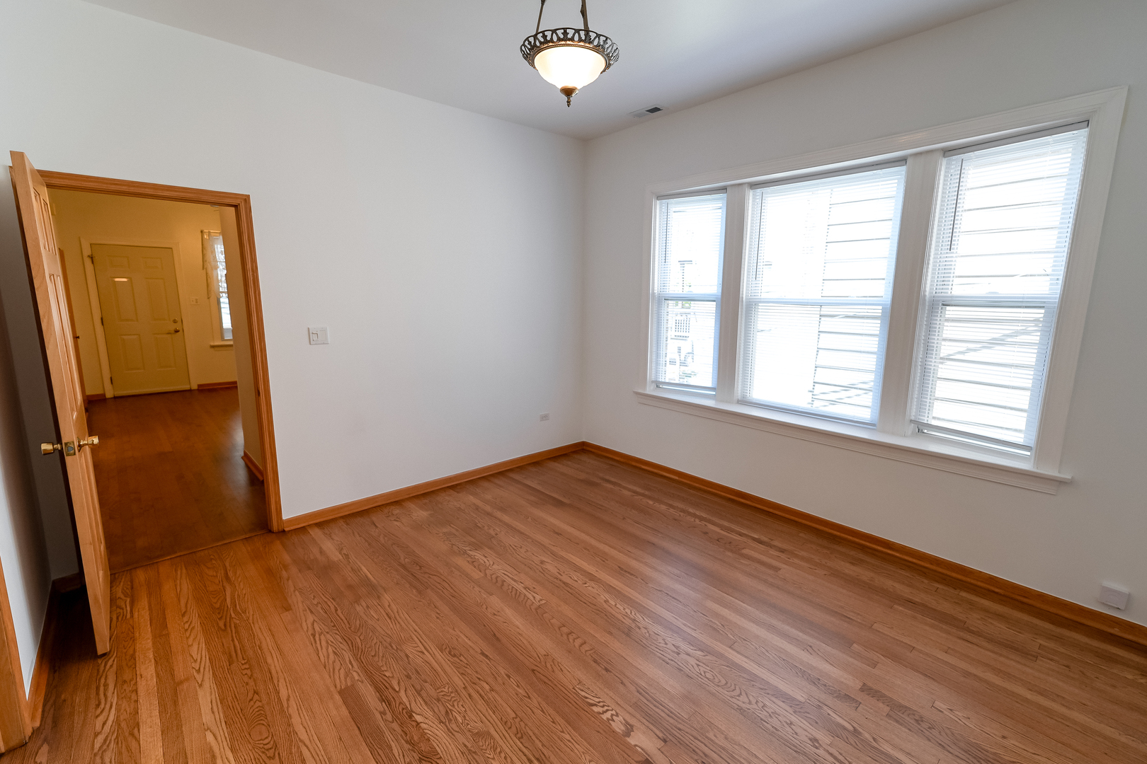2219 W Rice Street 1r Property Photo 3