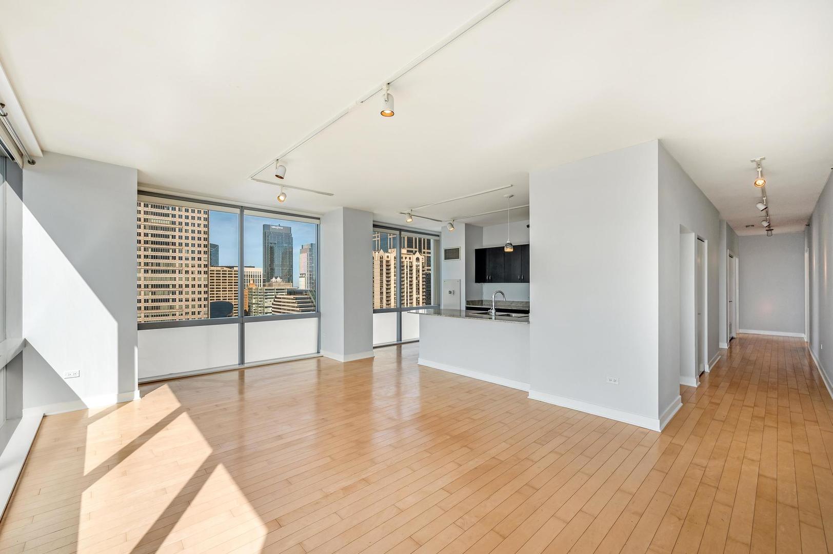 8 E Randolph Street 3108 Property Photo 19