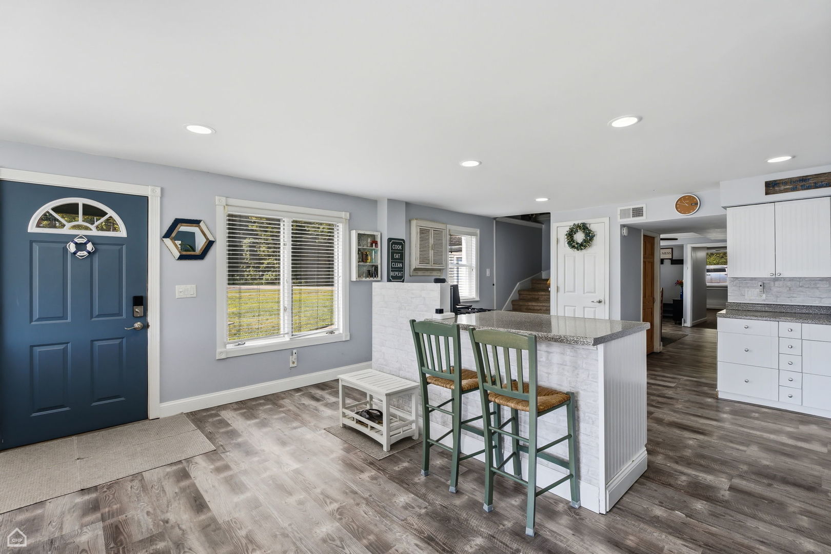 4400 Riverside Drive Property Photo 13