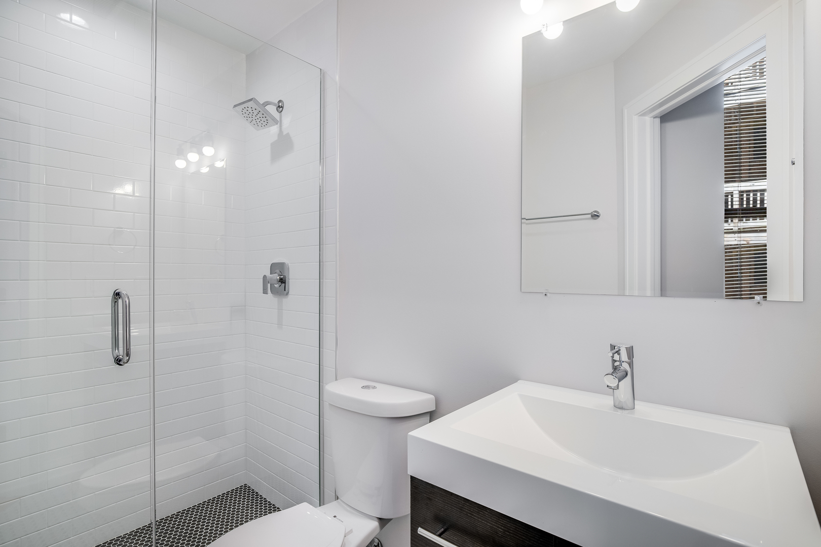 5407 S Harper Avenue 1 Property Photo 10