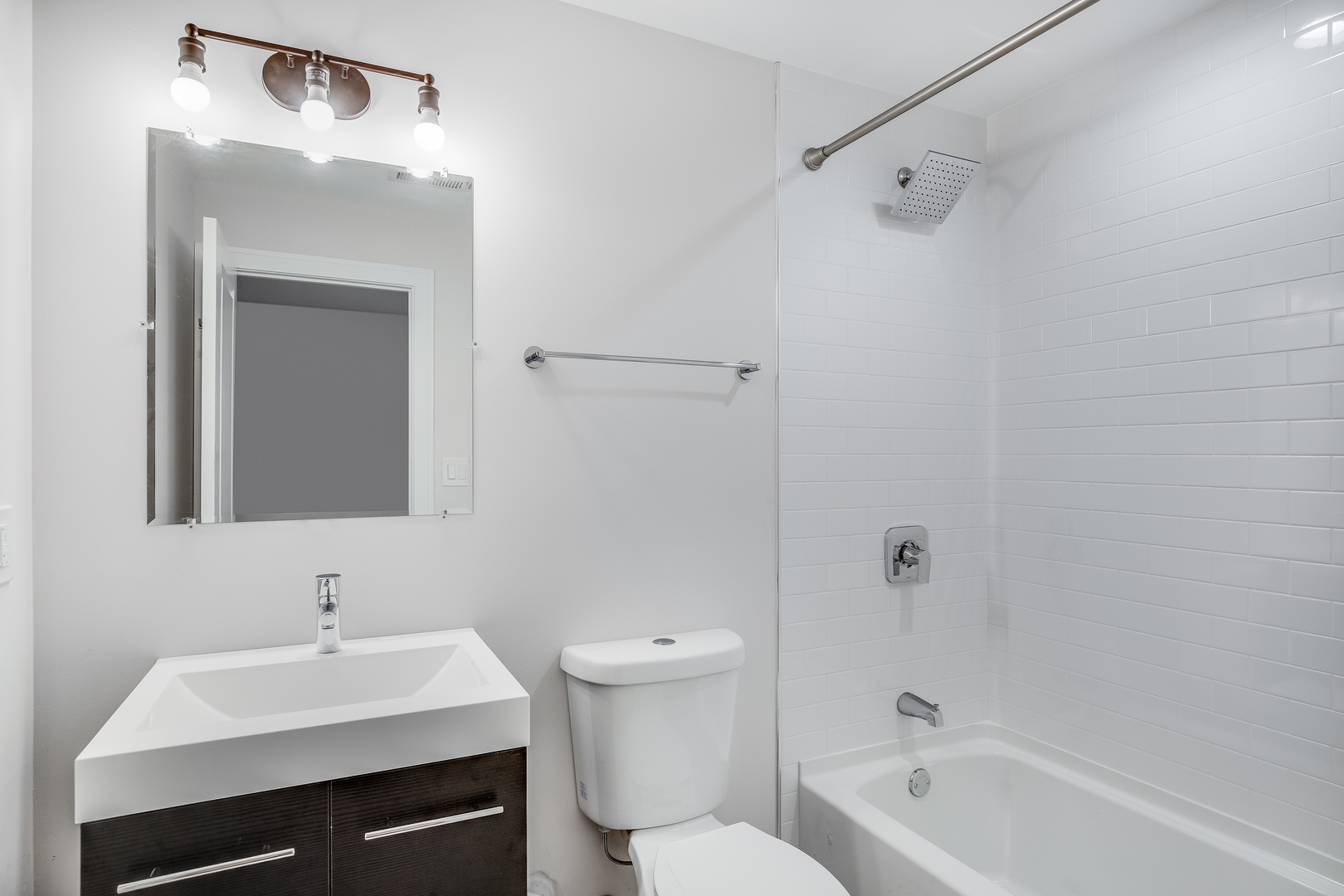 5407 S Harper Avenue 1 Property Photo 11