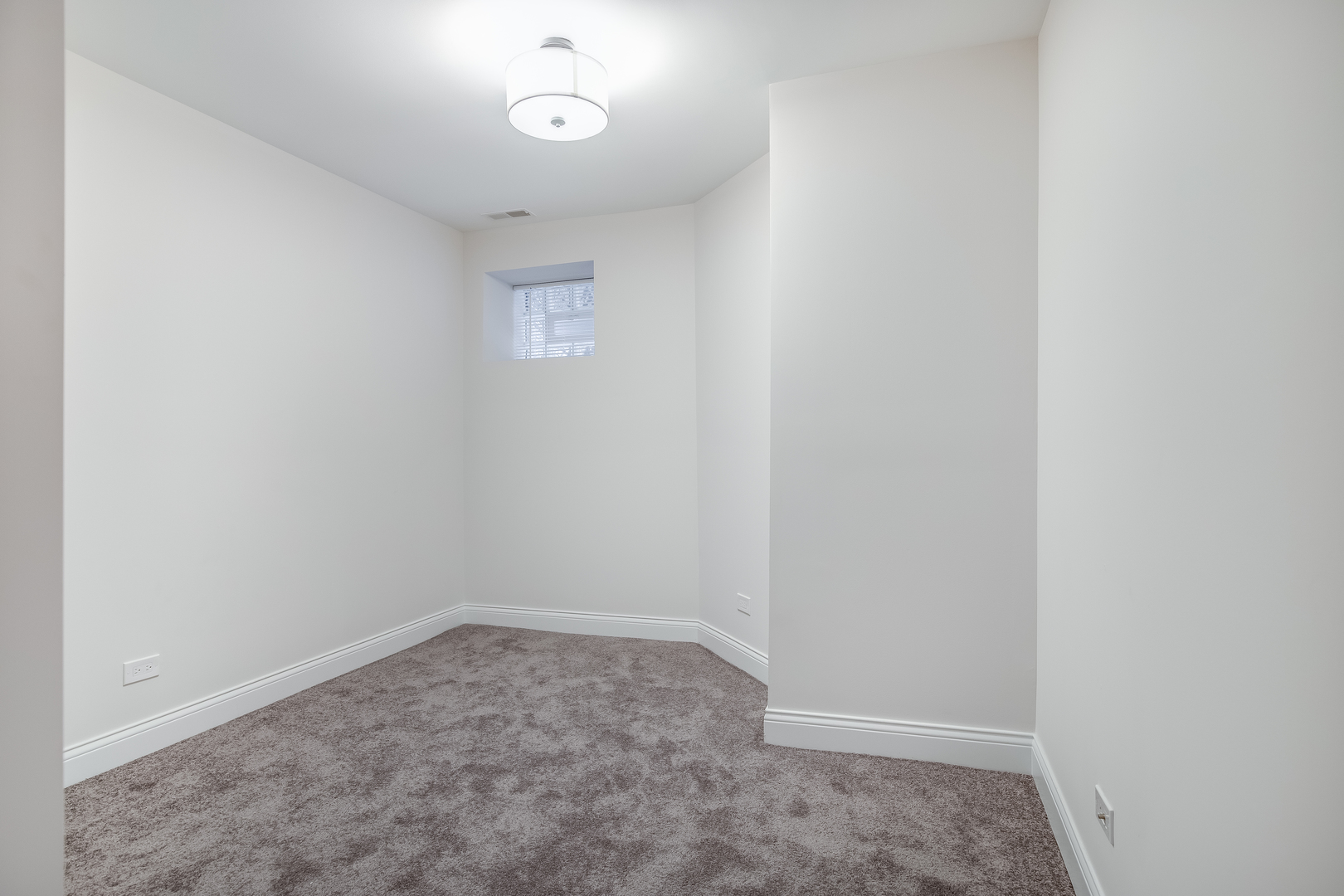 5407 S Harper Avenue 1 Property Photo 18
