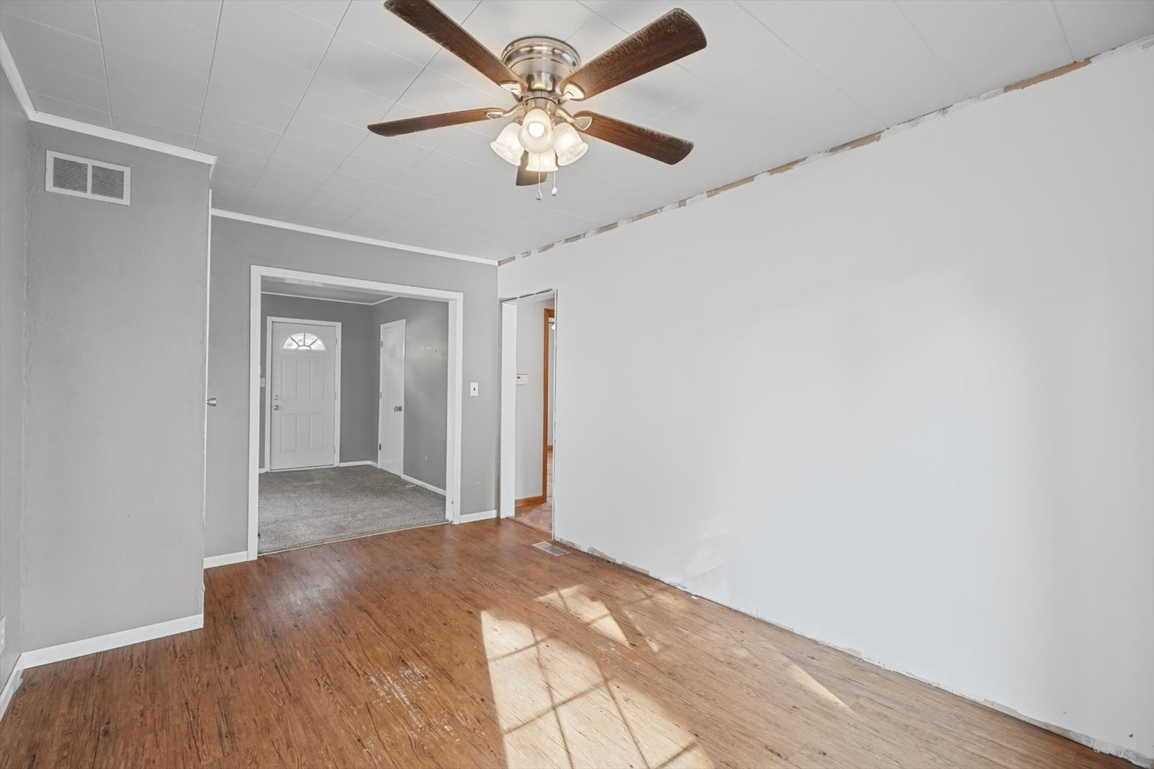 402 N Third Street Property Photo 9
