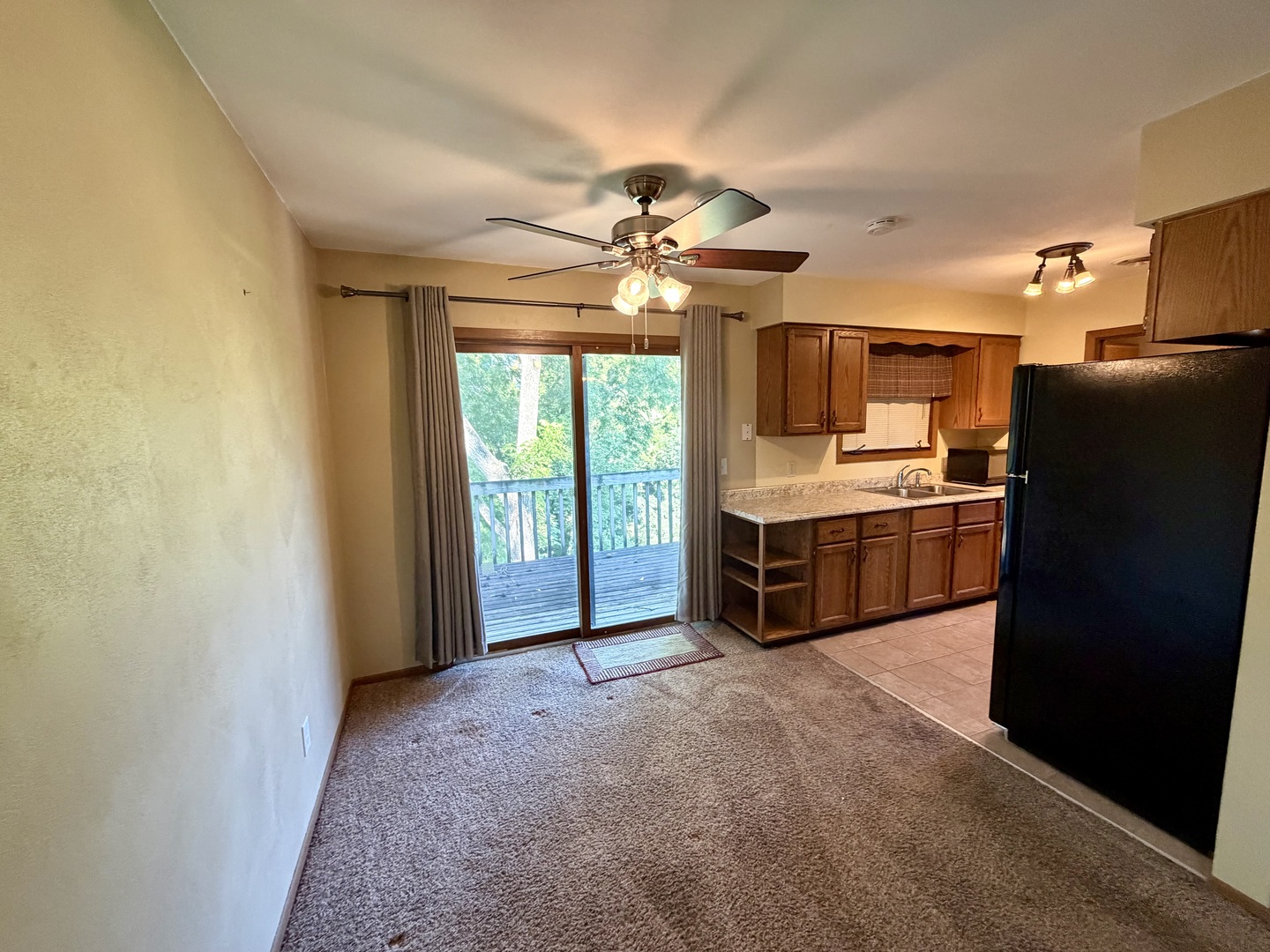 8504 Ridgewood Road 602 Property Photo 3