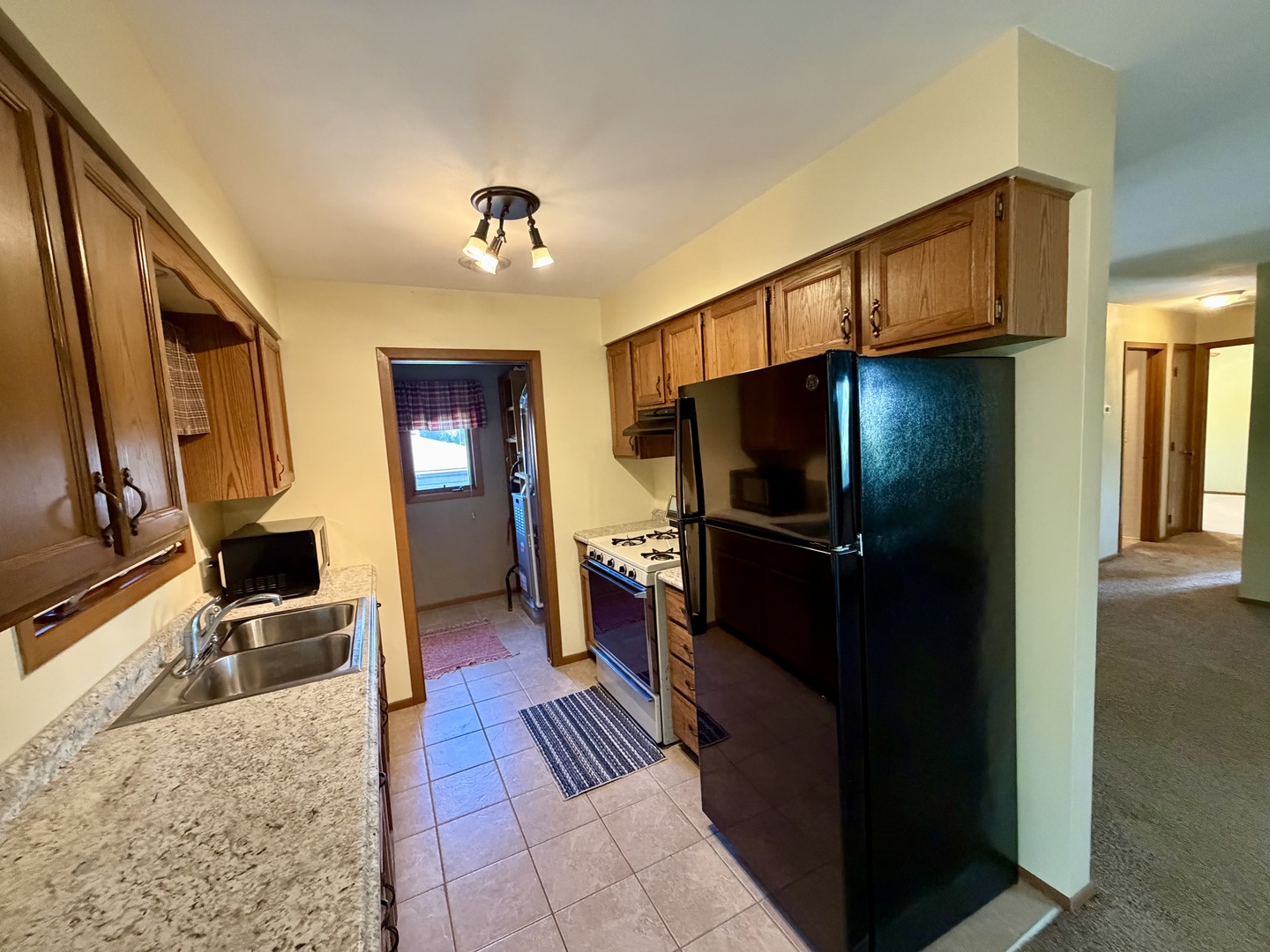 8504 Ridgewood Road 602 Property Photo 4