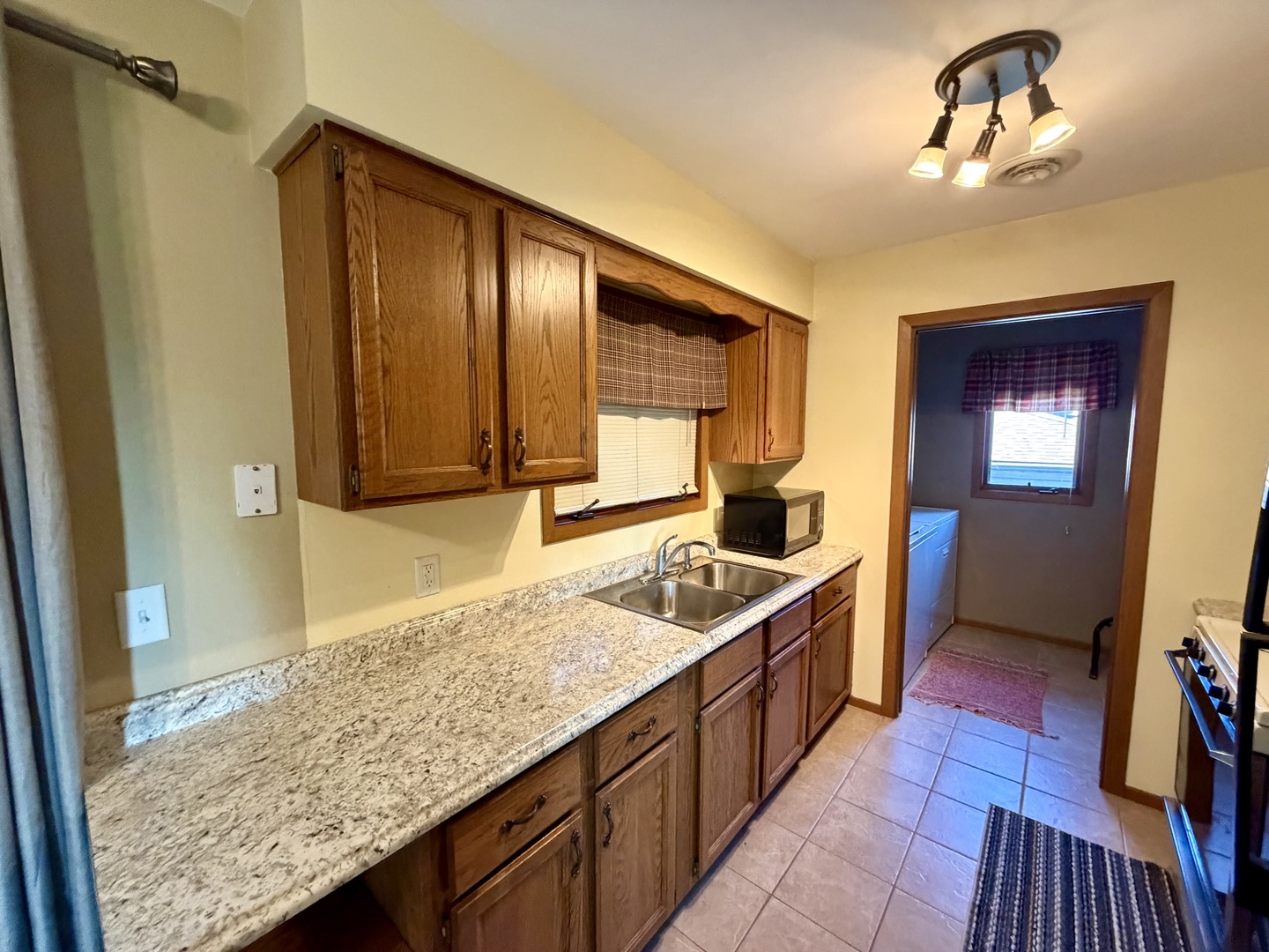 8504 Ridgewood Road 602 Property Photo 5