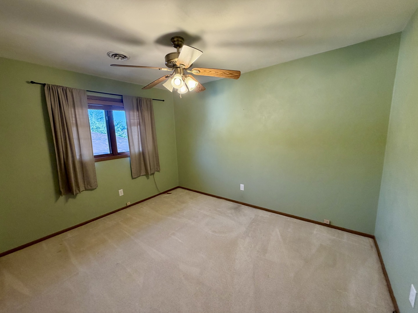 8504 Ridgewood Road 602 Property Photo 10