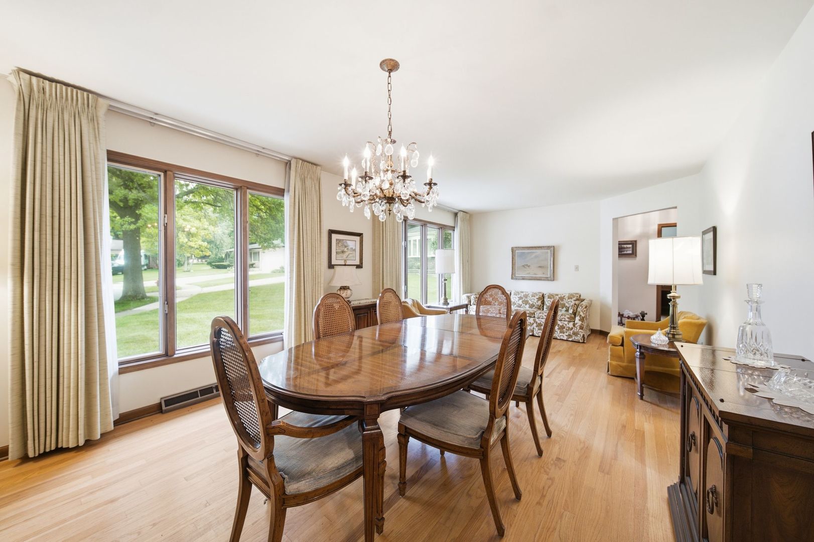 2141 Country Knoll Court Property Photo 4