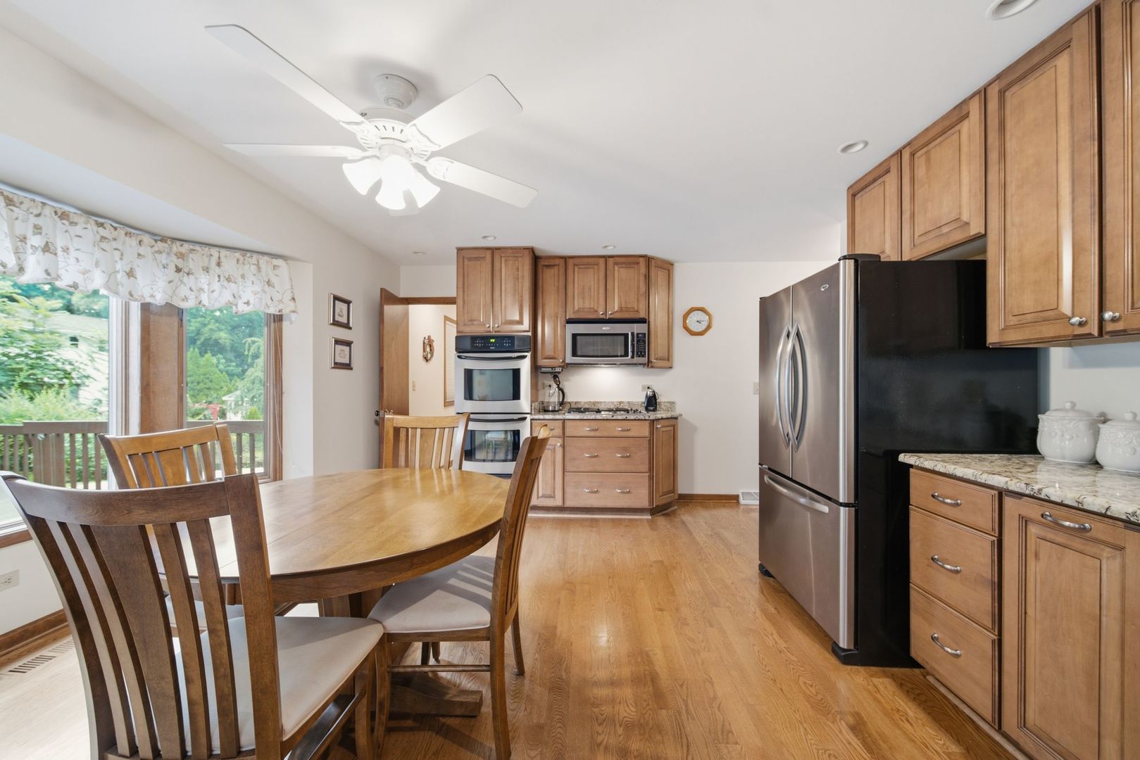 2141 Country Knoll Court Property Photo 13