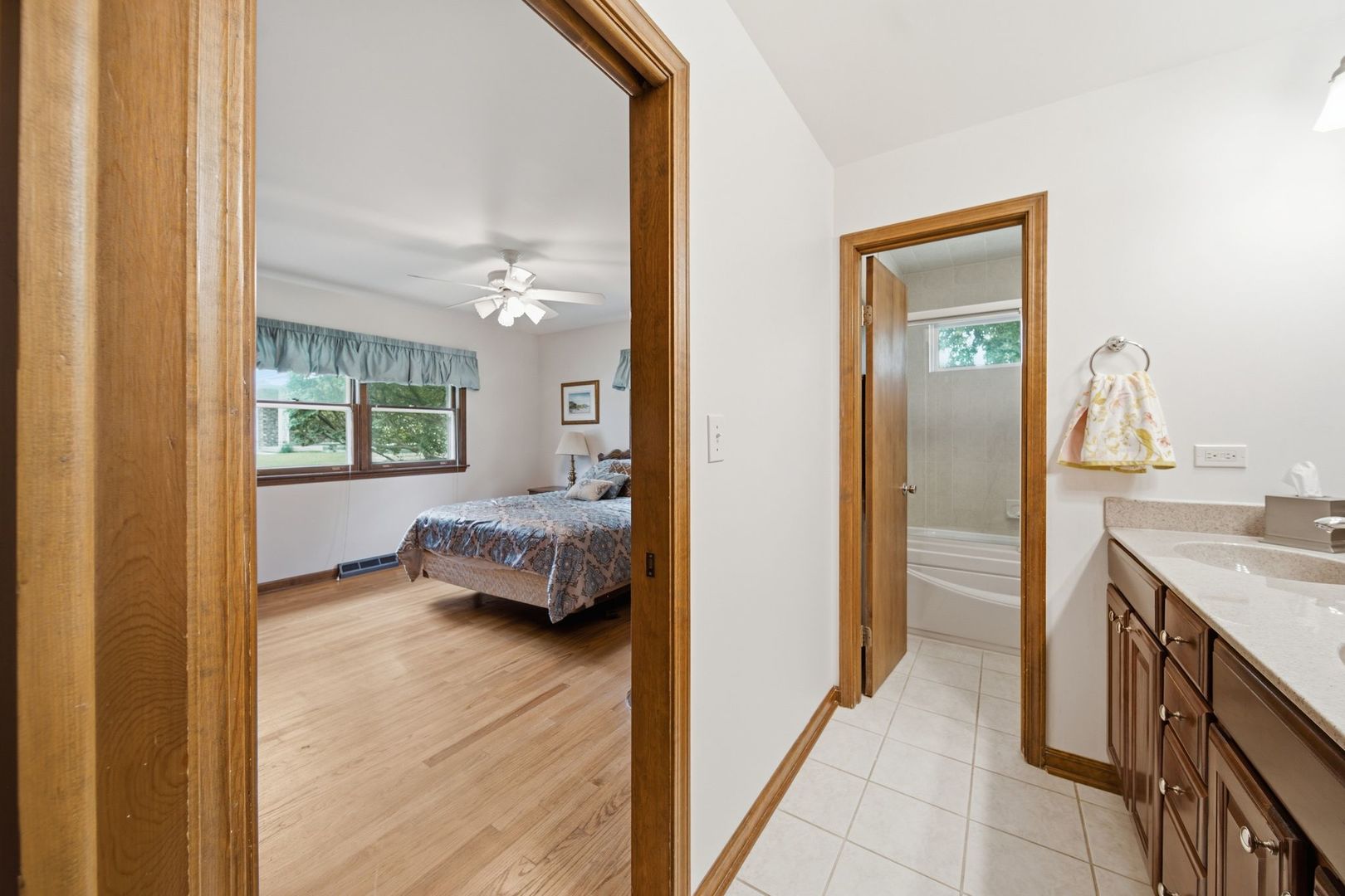 2141 Country Knoll Court Property Photo 16