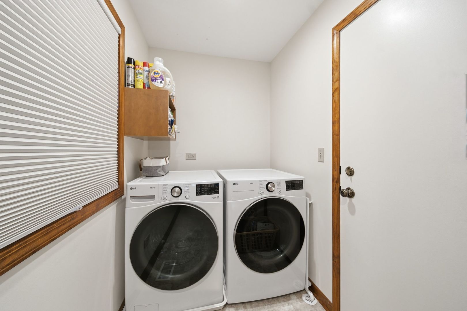 2141 Country Knoll Court Property Photo 23