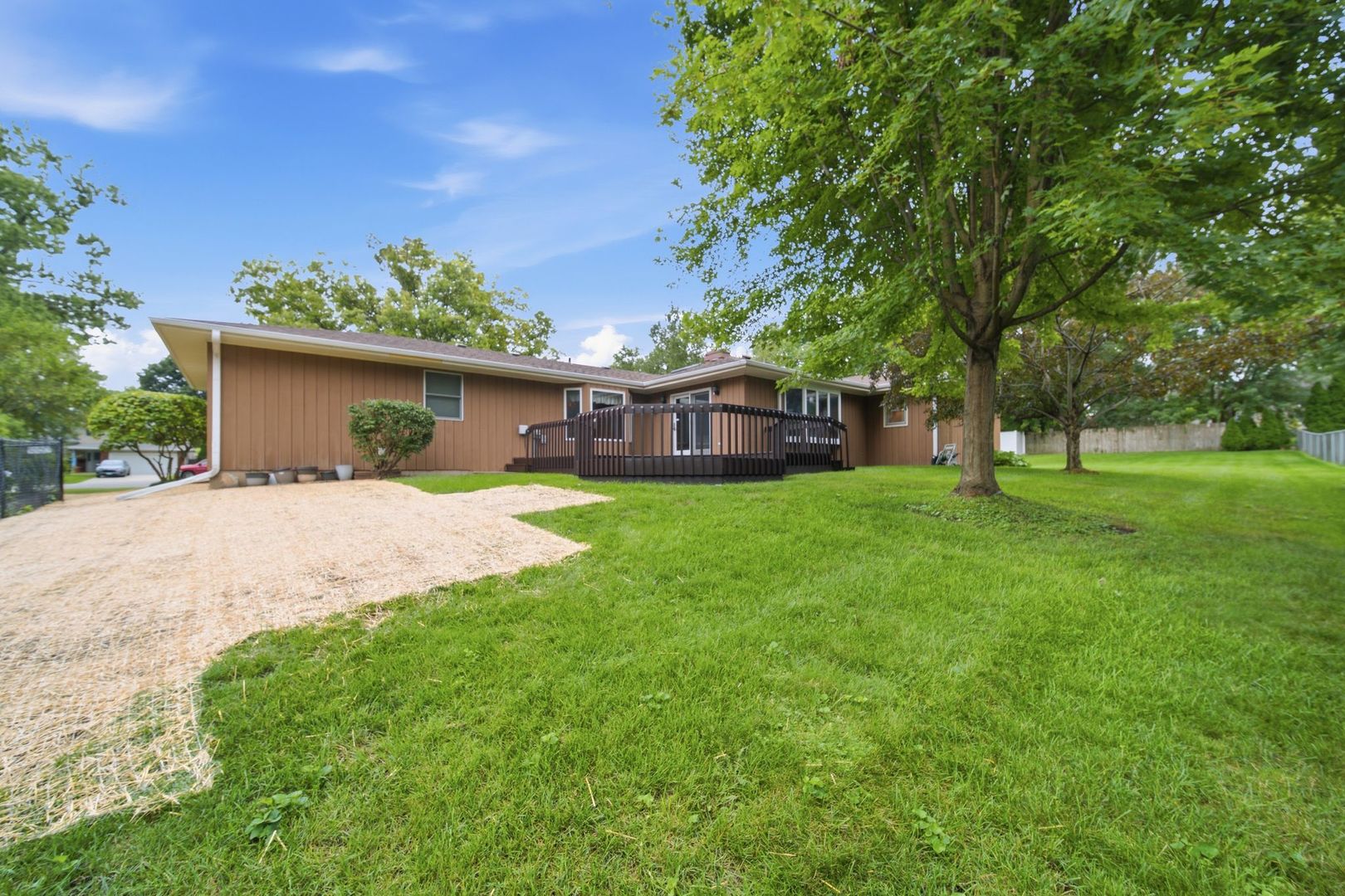 2141 Country Knoll Court Property Photo 28