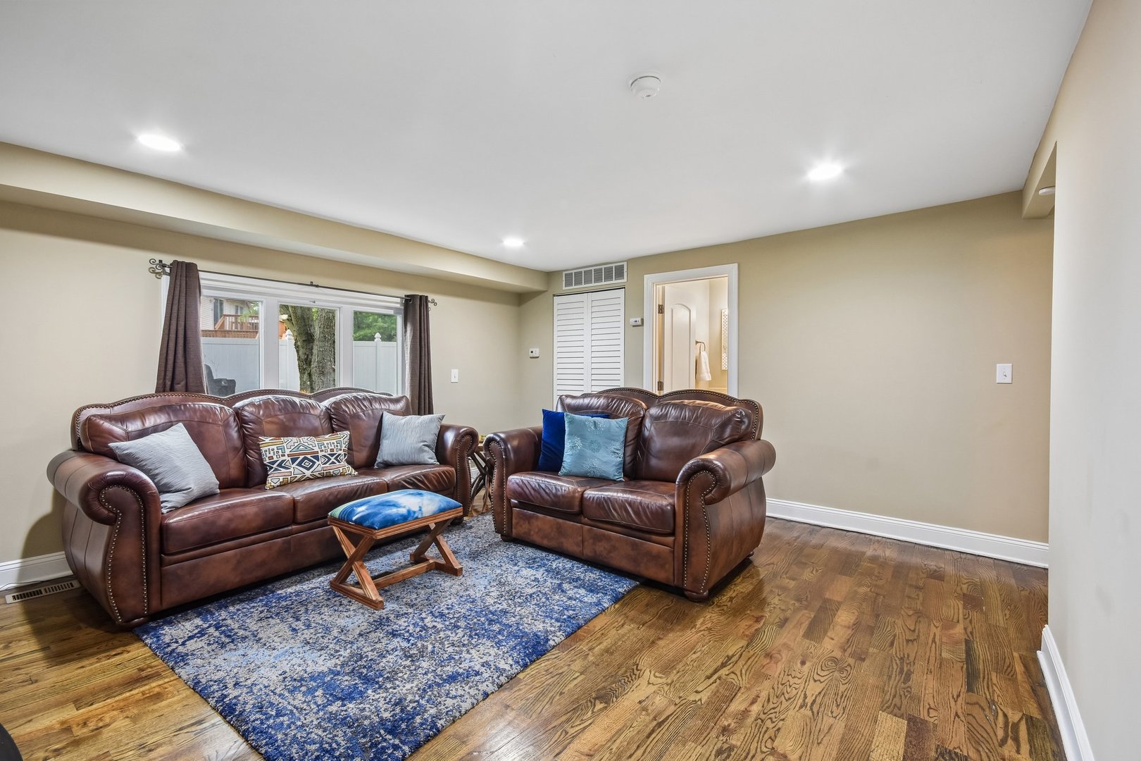 7 Derbyshire Court Property Photo 6