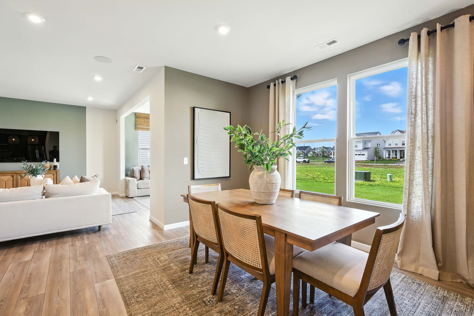 144 Daltrey Drive Property Photo 8