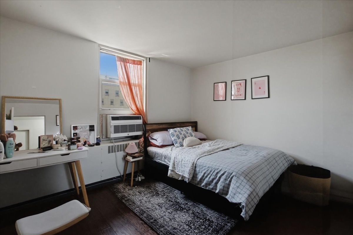 3950 N Lake Shore Drive 2103a Property Photo 9