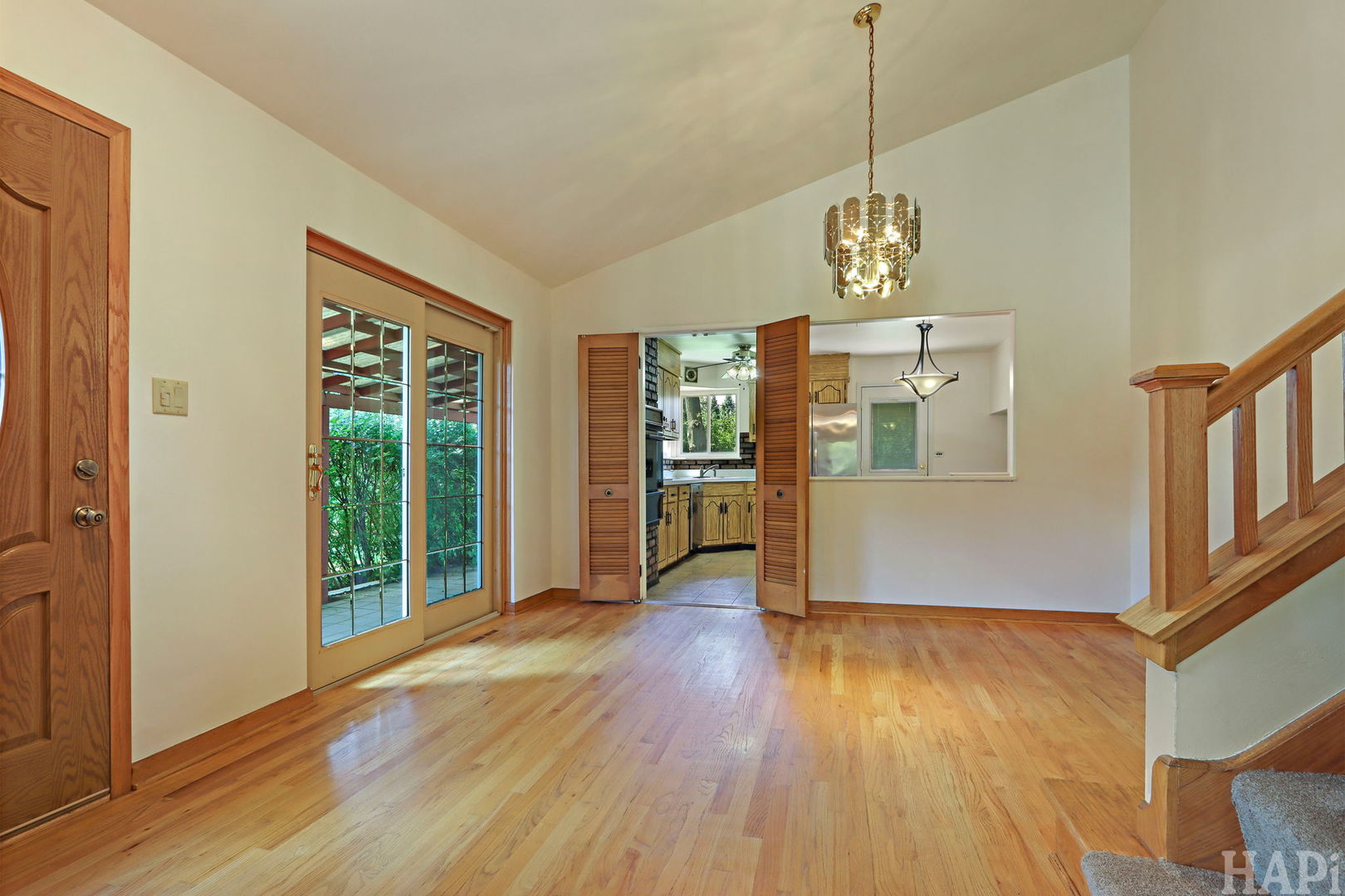 412 Warren Road Property Photo 7