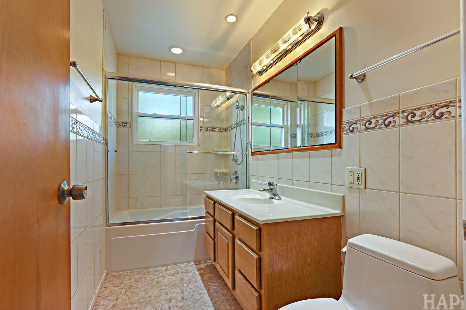 412 Warren Road Property Photo 15