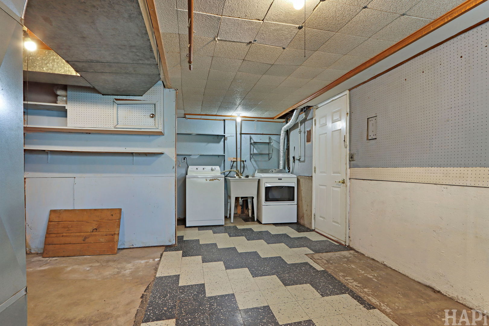 412 Warren Road Property Photo 24