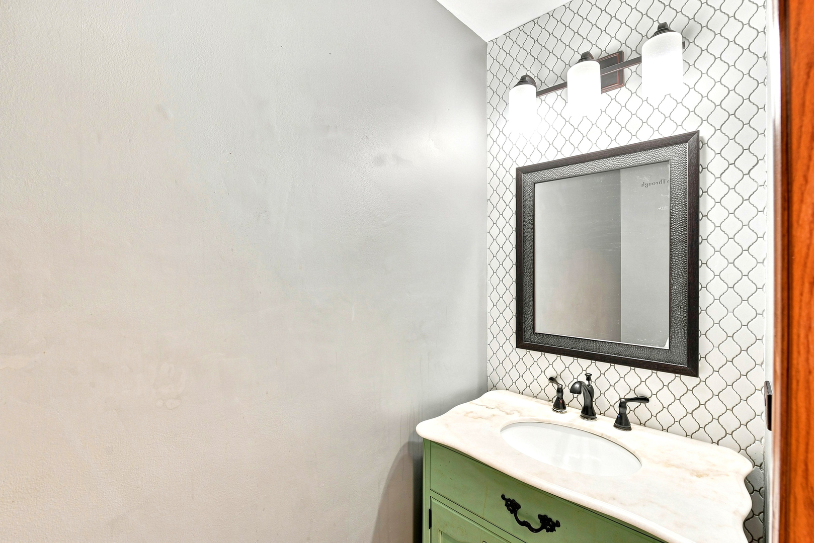 16459 Kingsbrook Drive Property Photo 11