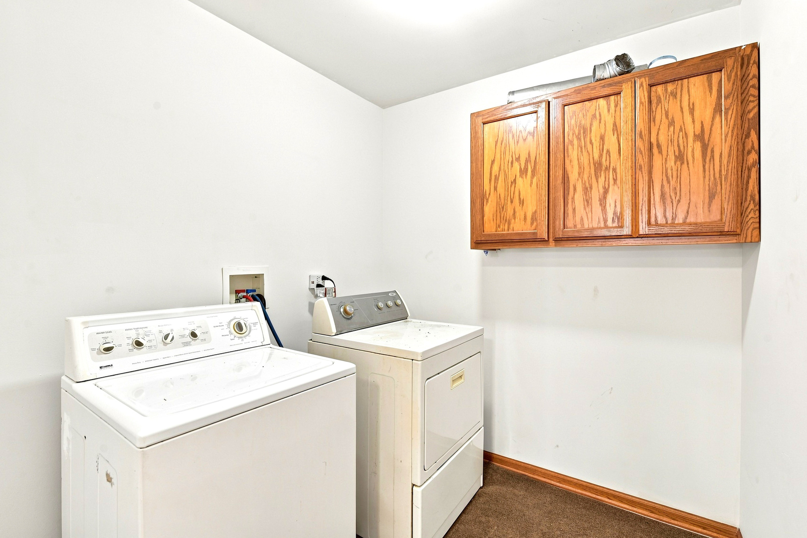 16459 Kingsbrook Drive Property Photo 12