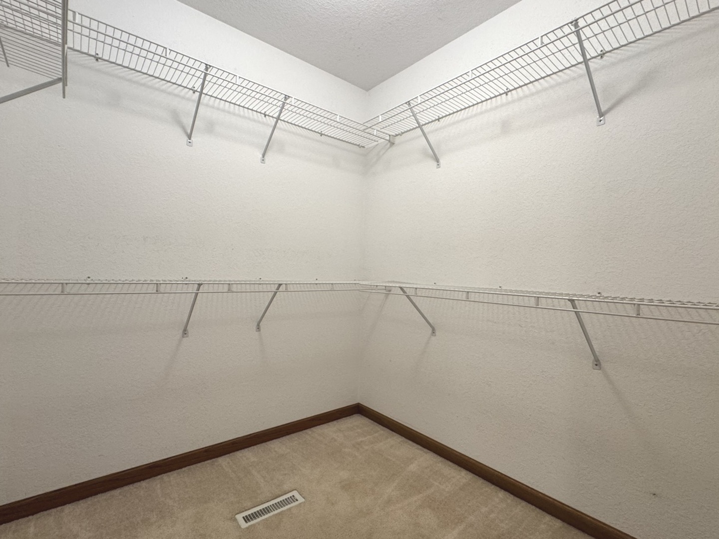 1559 Jennifer Drive Property Photo 14