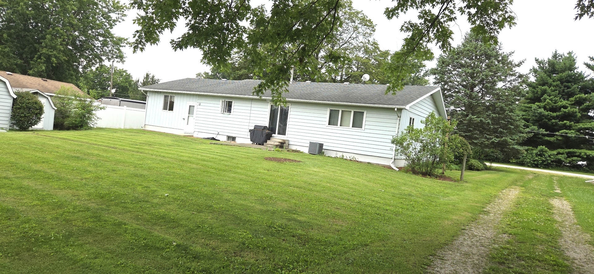 319 Cedar Street Property Photo 16